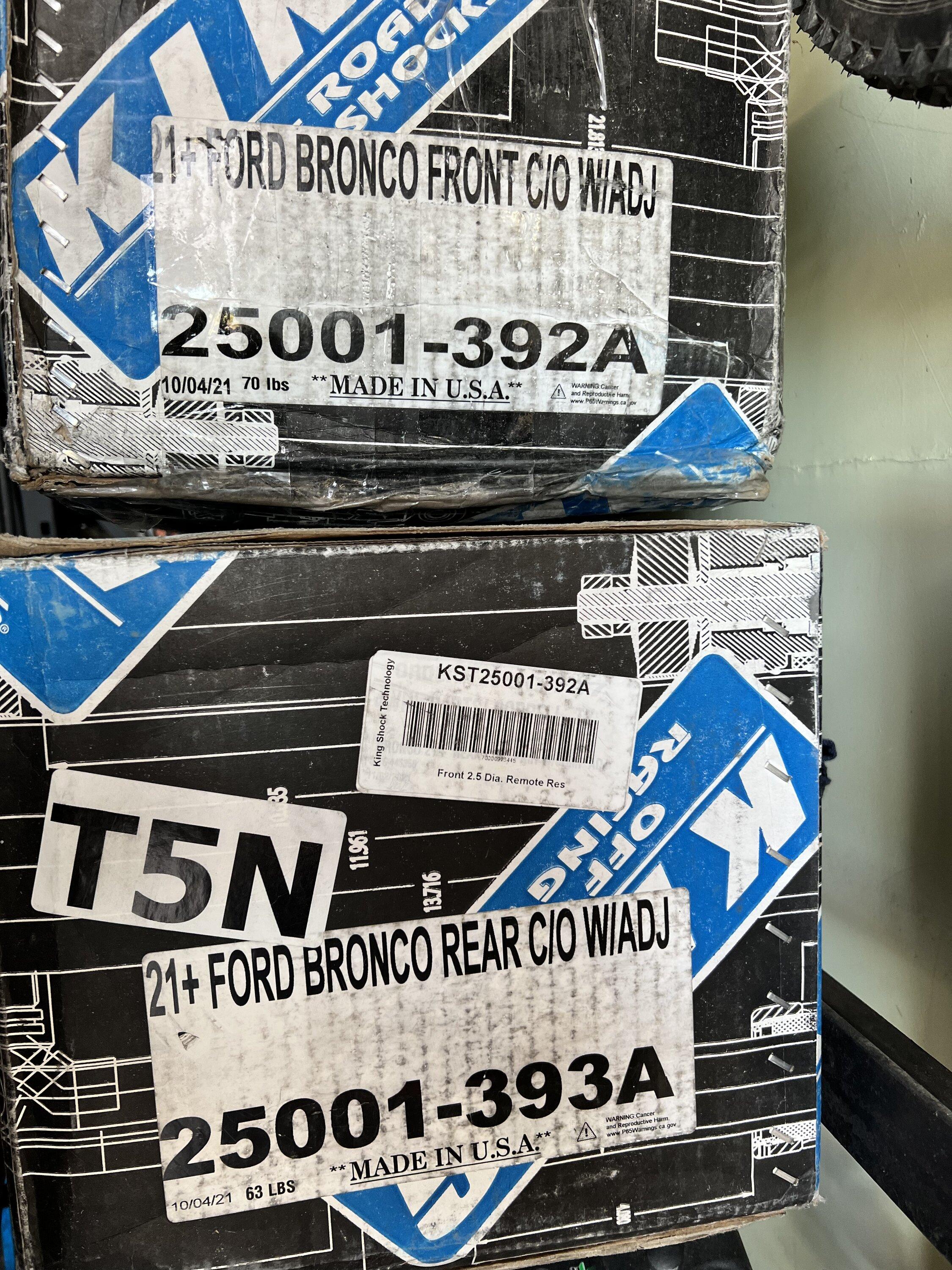 Ford Bronco Kings shocks compression adjustable $4000 NIB 383D1725-A638-4AD8-8354-6A4A83809627