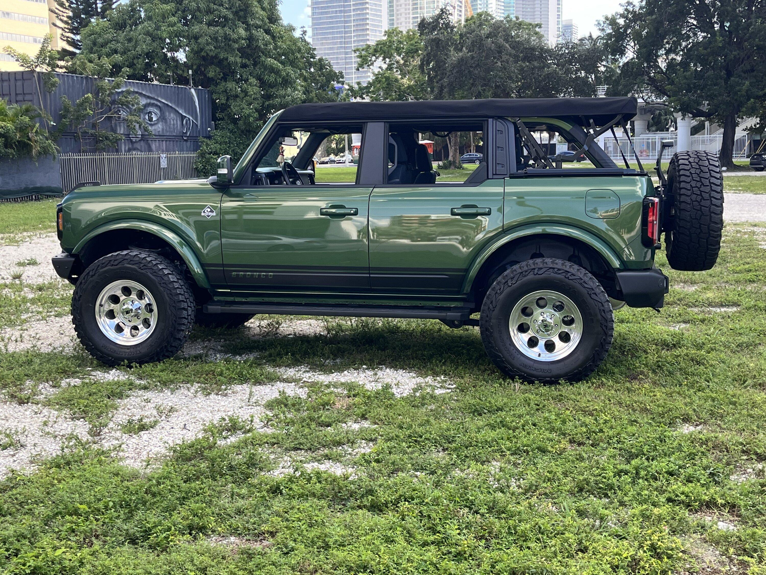 Ford Bronco Show us your installed wheel / tire upgrades here! (Pics) D1255746-16F8-4149-9DB9-FCA7ADFA544A