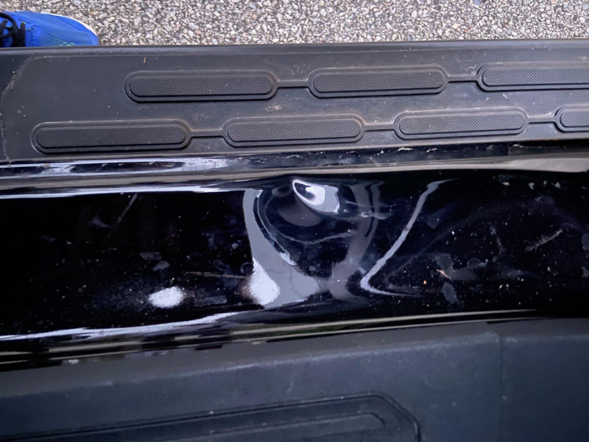 Ford Bronco Dented Door Sill? IMG_8113