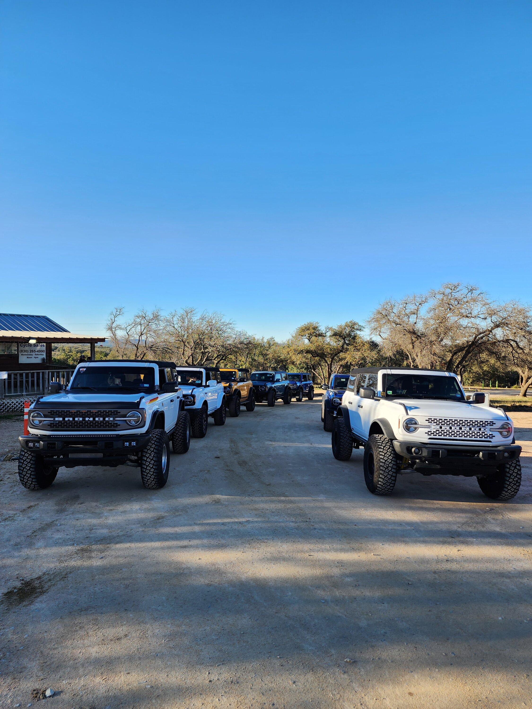 Ford Bronco Off-Roading 2022 Badlands @ Hidden Falls 20221127_082719