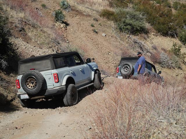 Ford Bronco 🏔️ Mormon Rocks Run - Cajon Pass w/ 25+ Bronco Owners 🏔️ bronco - mormon rocks P1000045