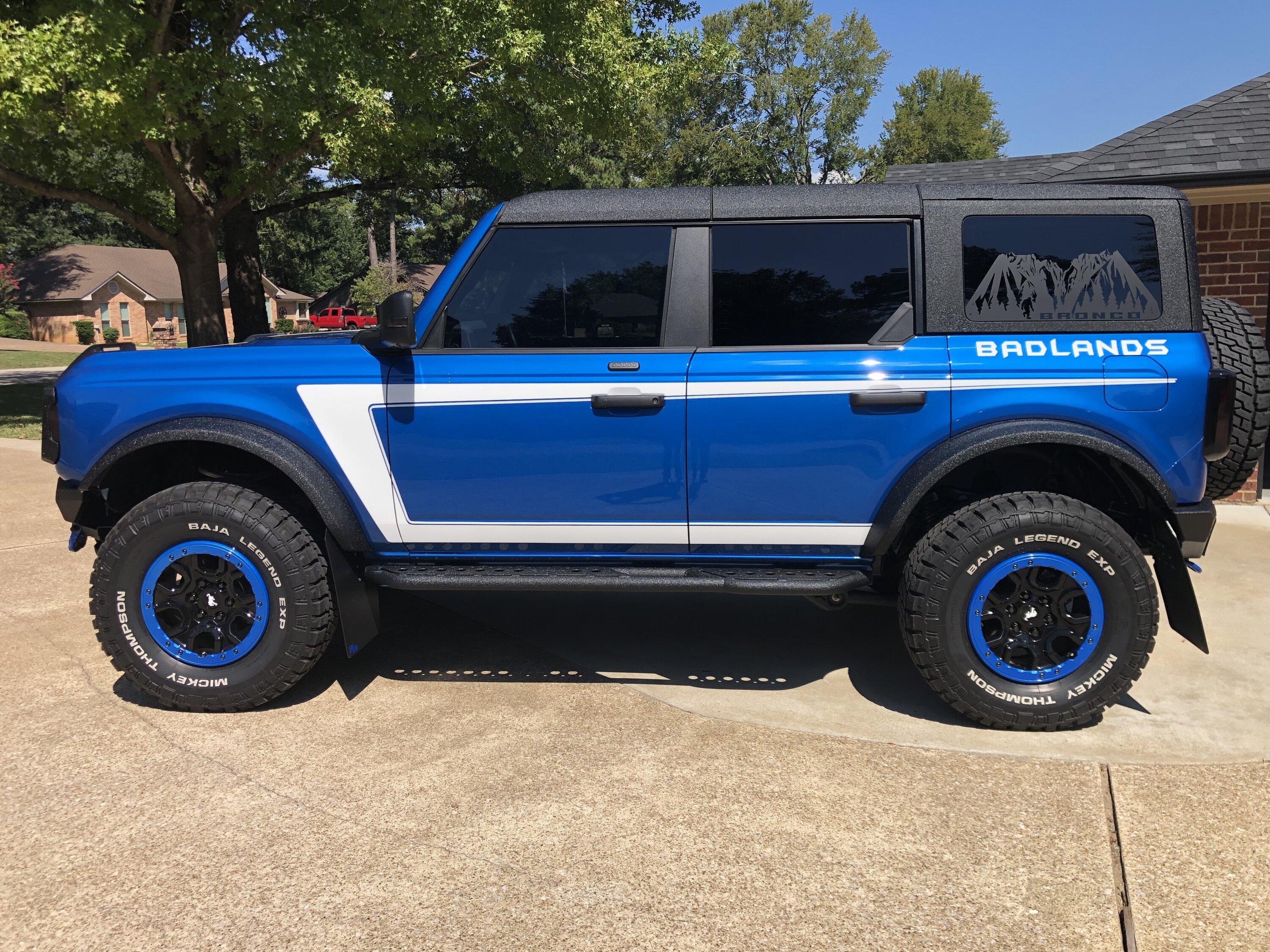 Ford Bronco Bronco6g HELP! Me pick a Color Velocity Blue or Race Red ? ? ? ? Post photos 41E066FC-DD41-47DC-91A0-9F71558396AD