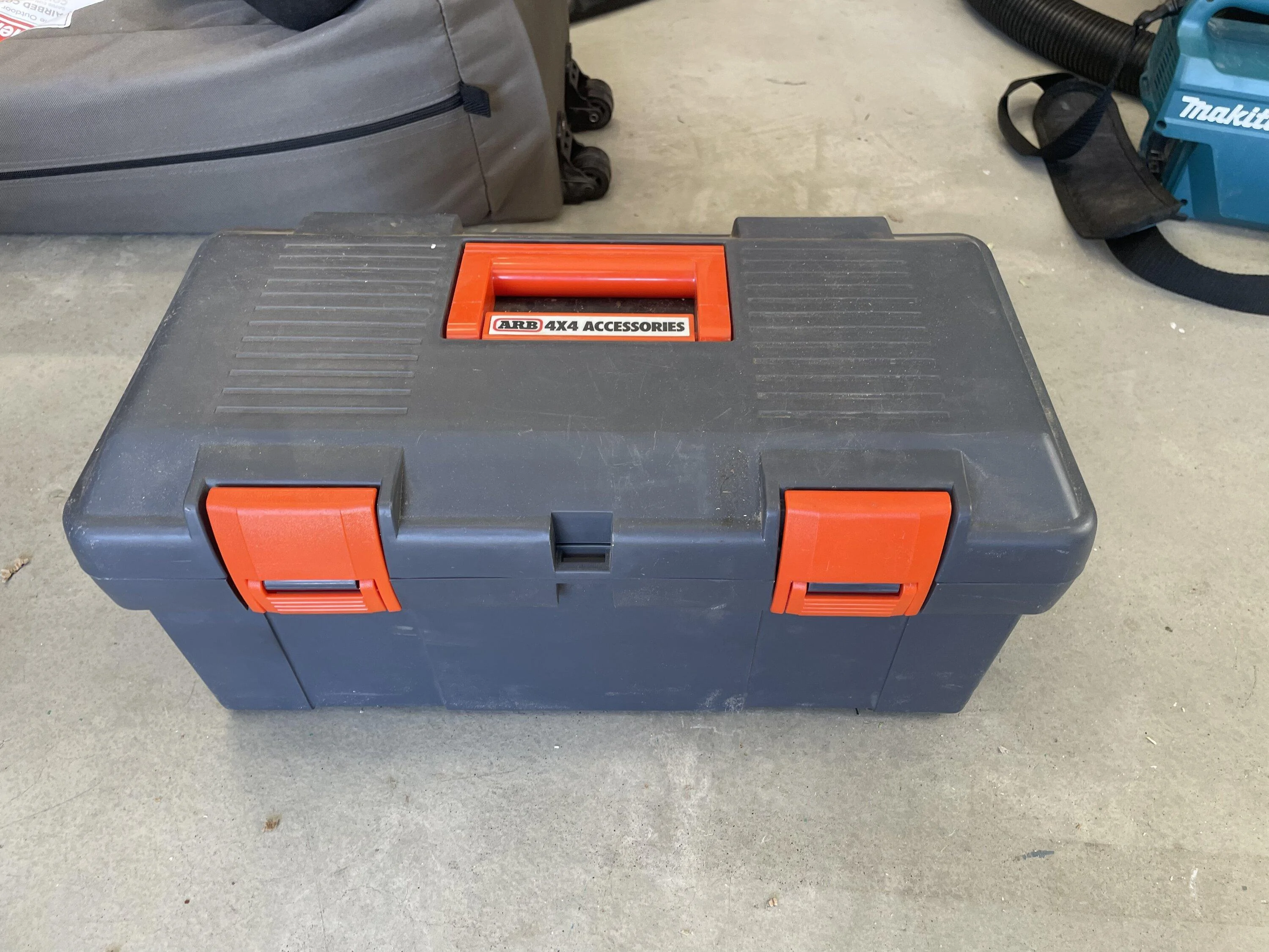 Ford Bronco ARB Single Portable Compressor IMG_2485
