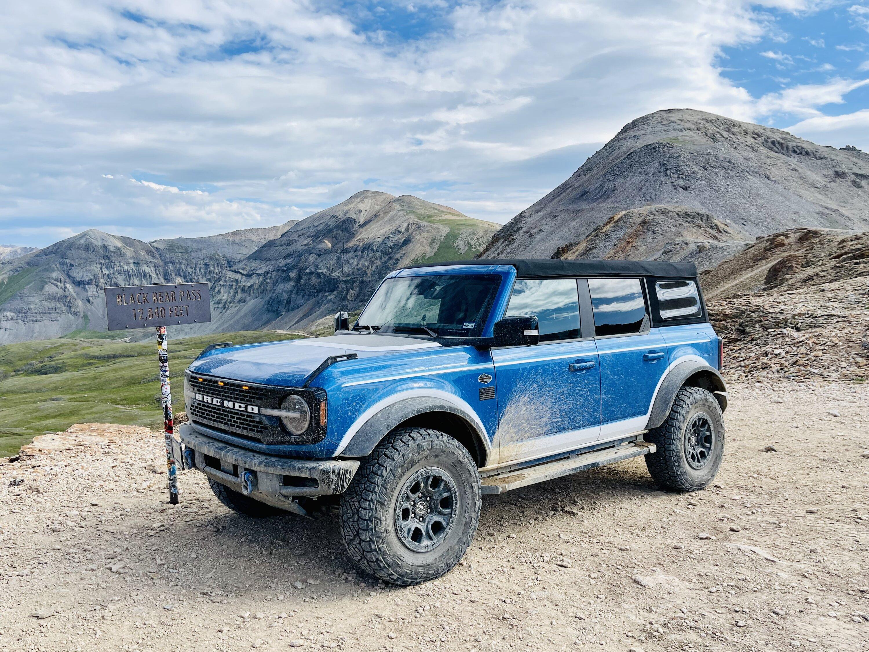 Ford Bronco Bronco6g HELP! Me pick a Color Velocity Blue or Race Red ? ? ? ? Post photos CFC3A06B-DC83-4FFD-92DB-177E21905282