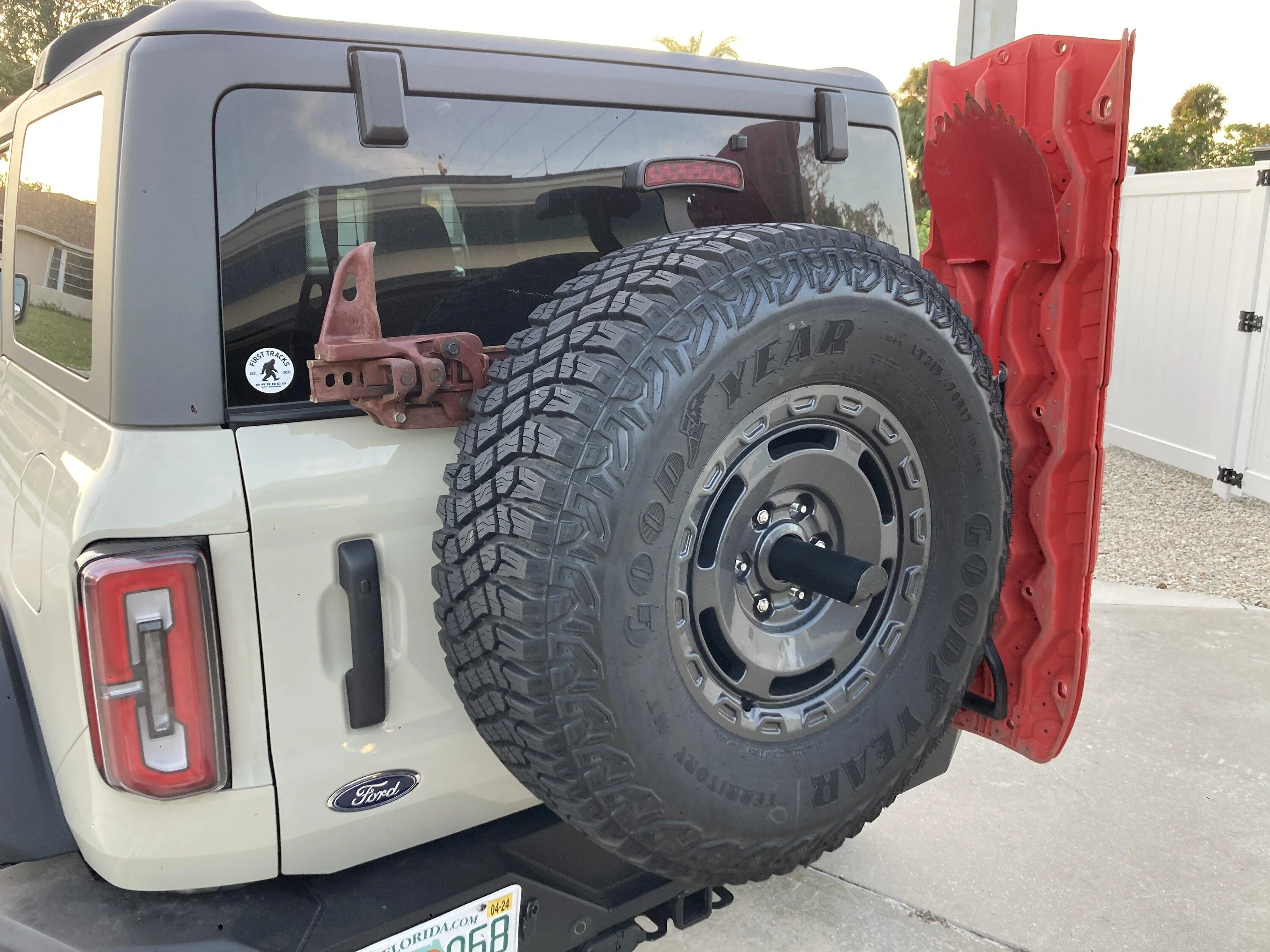 Ford Bronco Hammer Built - Built to Hammer On: Modular Tailgate Reinforcement System A823C671-A266-4F8F-A37E-E2EEA066FA3F