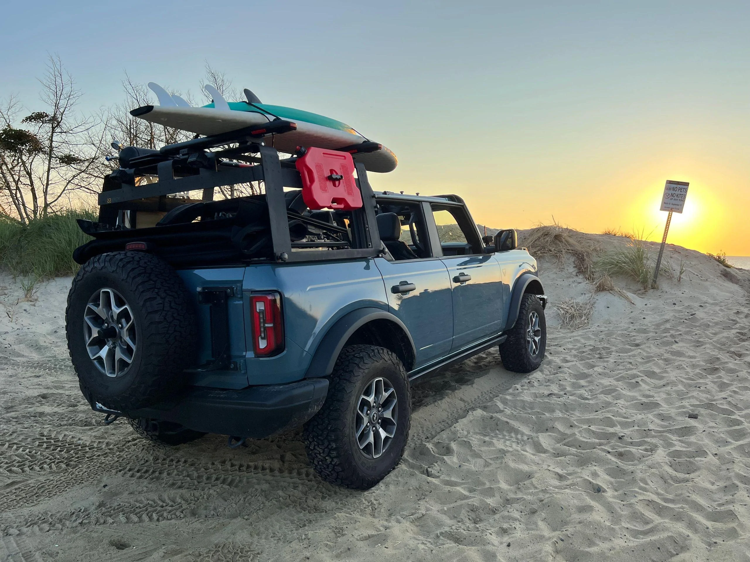 Ford Bronco 22 Winty Soft Top Roof Rack for Ford Bronco cr=t_0%,l_0%,w_100%,h_100%