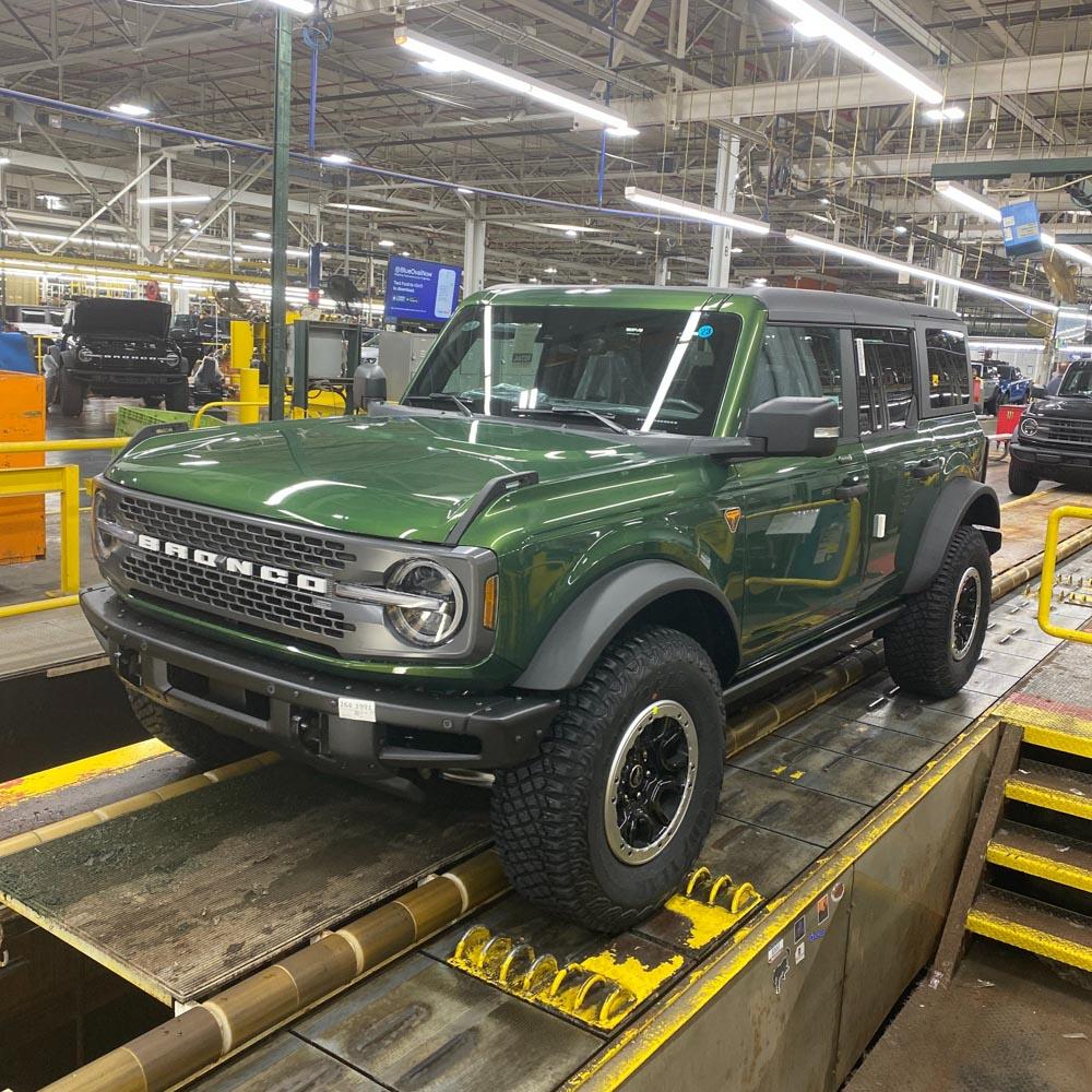 Ford Bronco 9/19/22 Build Week 1669990953054