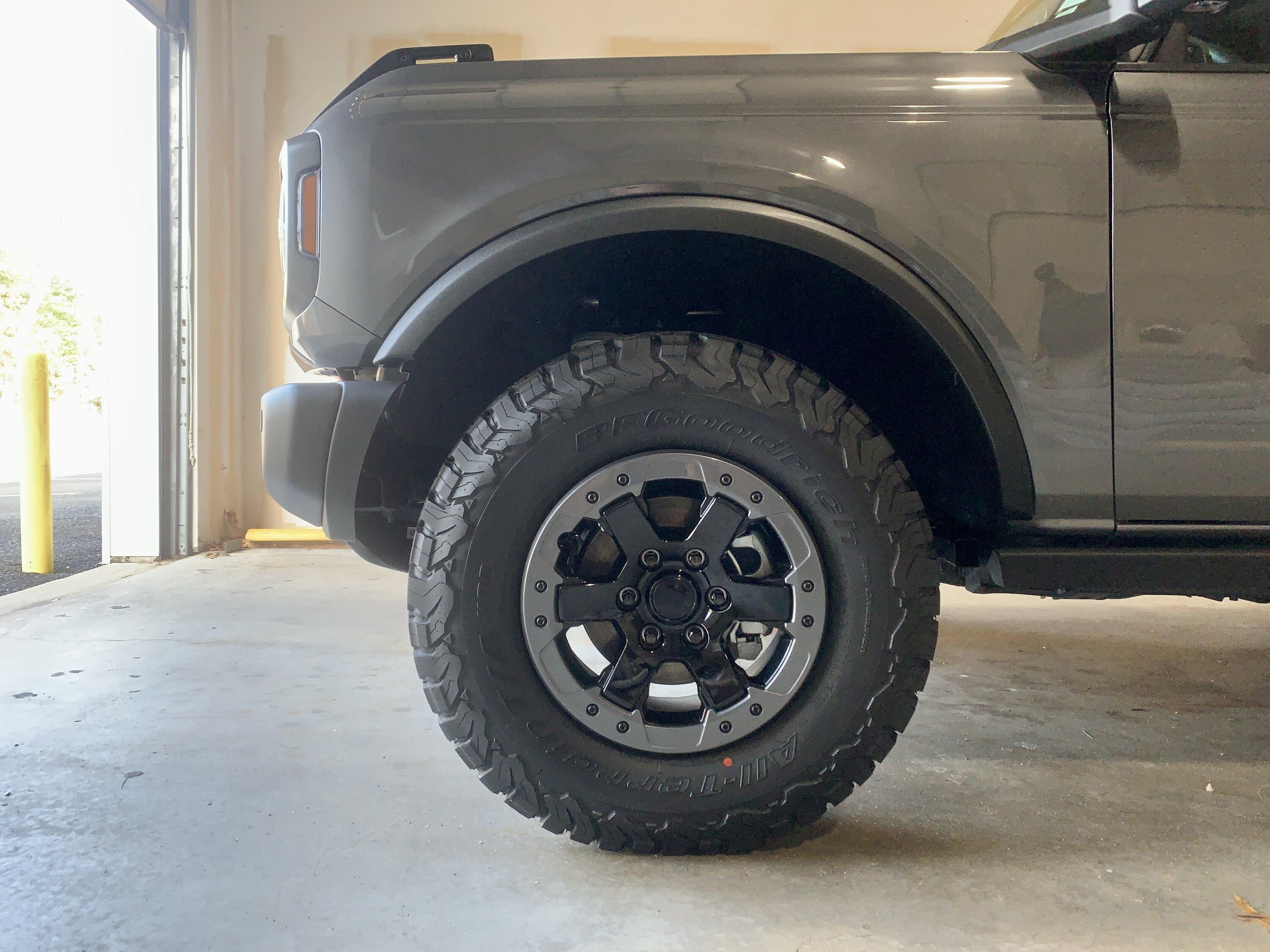 thumbnail image 2 of Lecctso 4PCS Wheel Center Caps, Car Wheel Center Hub Cover, 54MM/2.12In OD 50MM/1.96In ID Plastic Rim Covers, Snap-in Vehicle Rim Hub Caps Accessories Universal For Cars SUVs Trucks (Silver), Center Caps 2 of 10