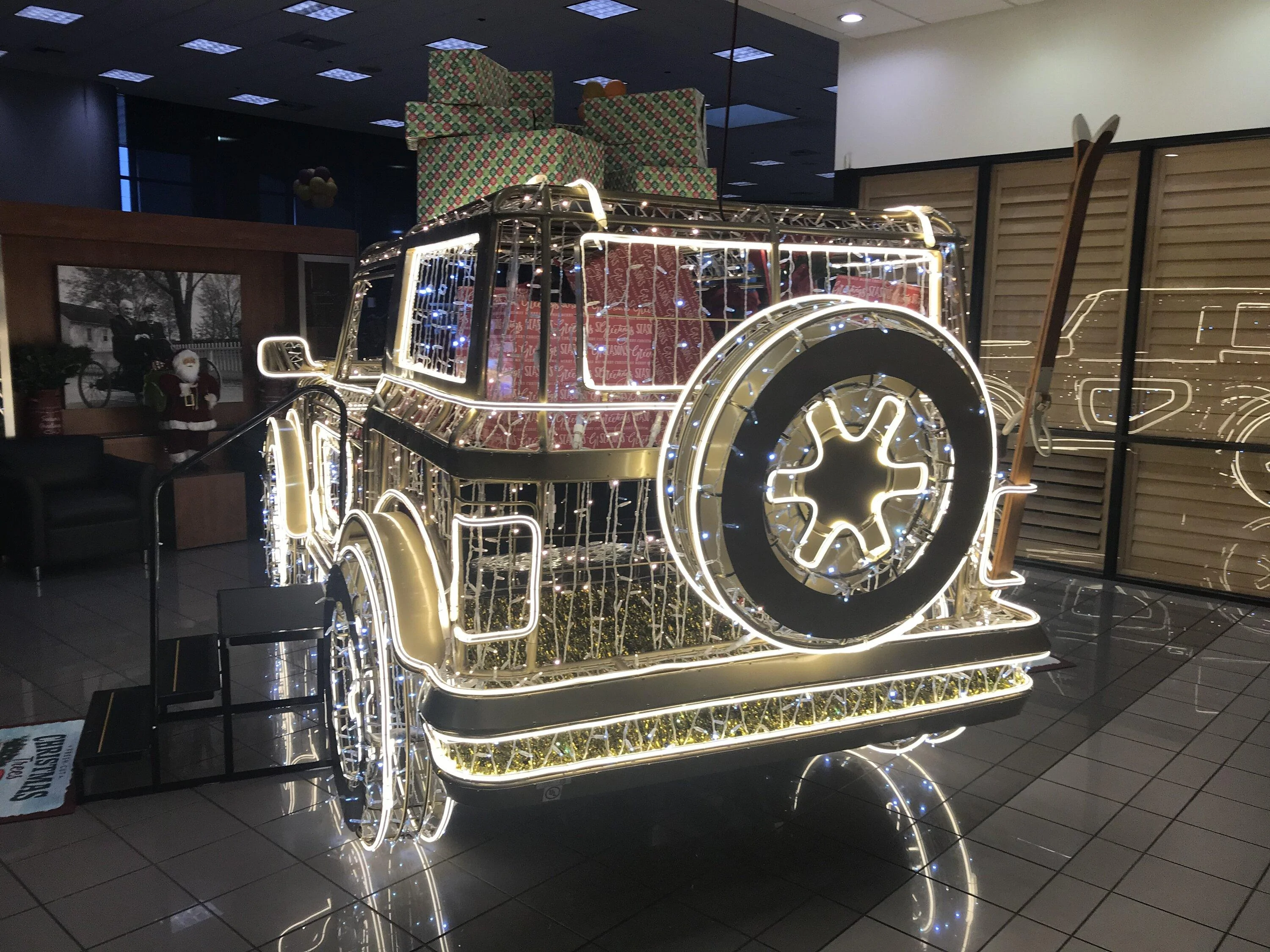 Ford Bronco Full Size Christmas Lights Bronco at dealership F6EA3064-7519-49F8-ABFC-1689F0D06849