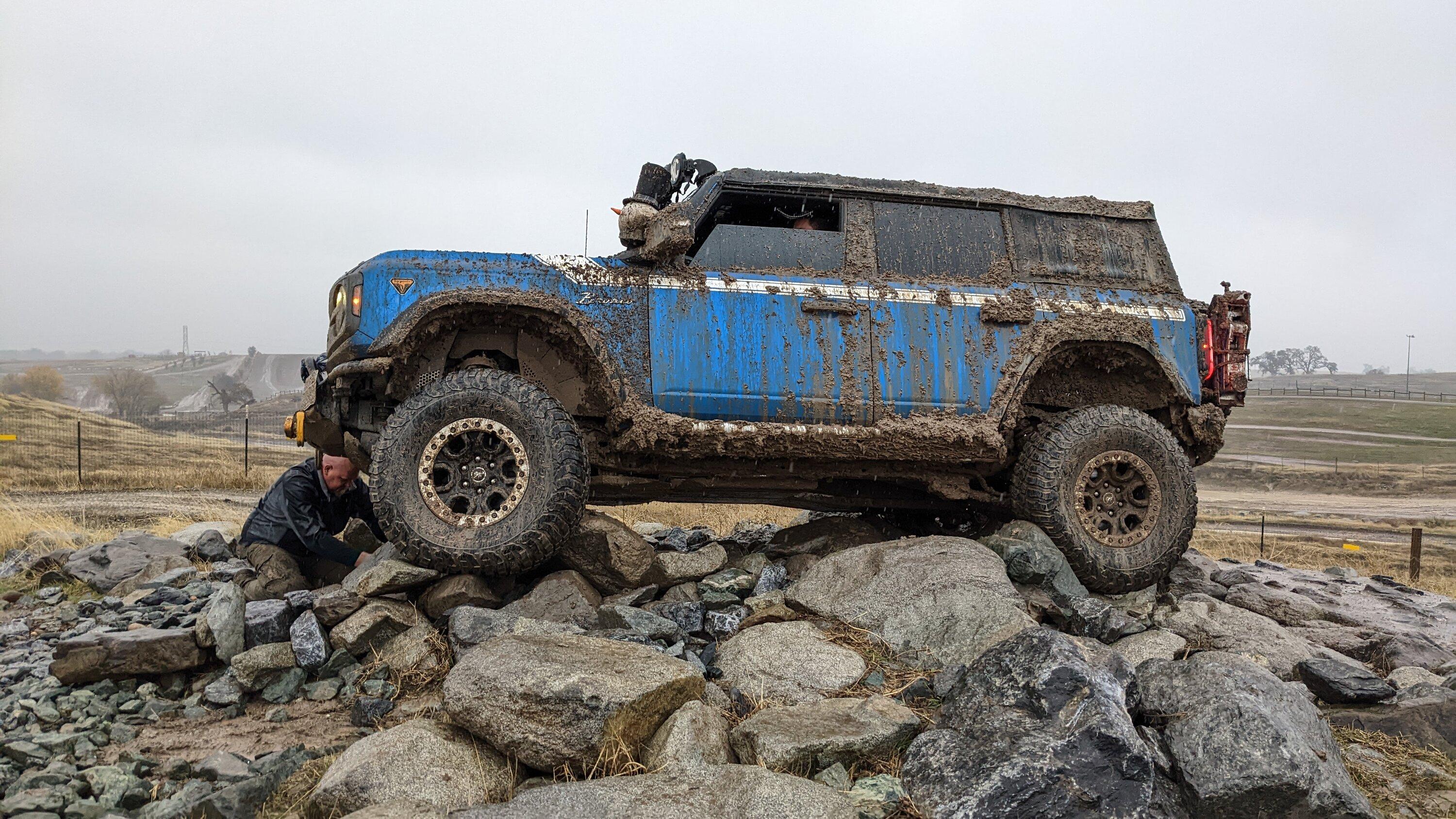 Ford Bronco Joe's BadSquatch Build PXL_20221203_203318140.MP