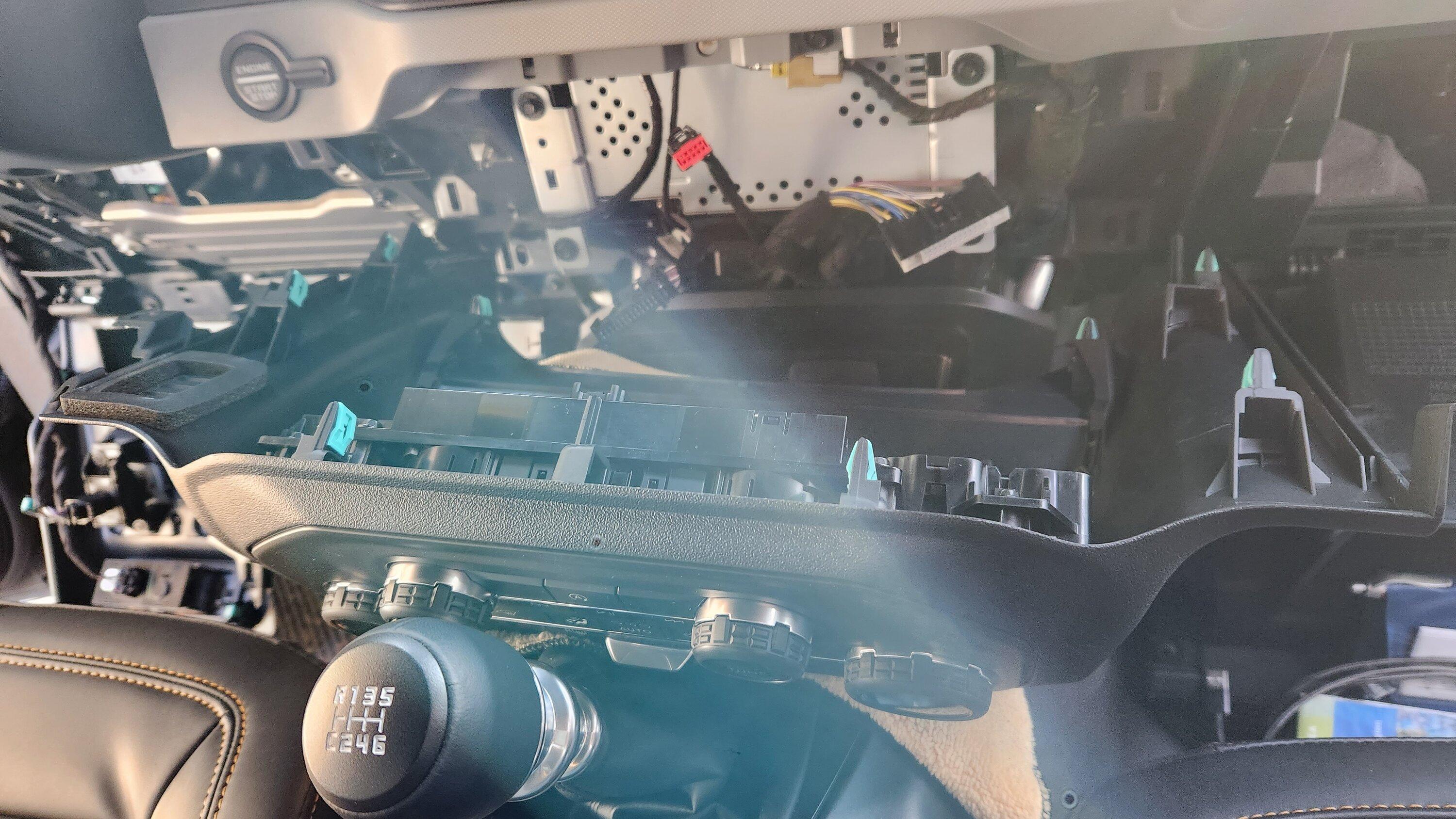 Ford Bronco 2022 HVAC Temperature Display Dial Retrofit DIY & Part Numbers -- Install Success! 20221205_093301