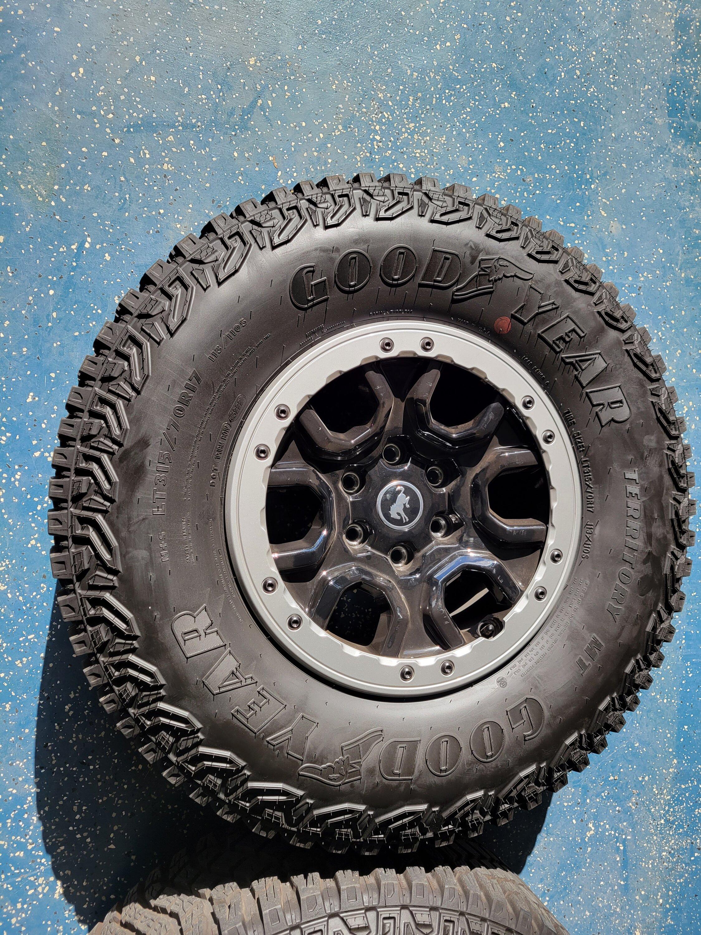 Ford Bronco 5 Sasquatch Wheels / Tires 20221205_122206