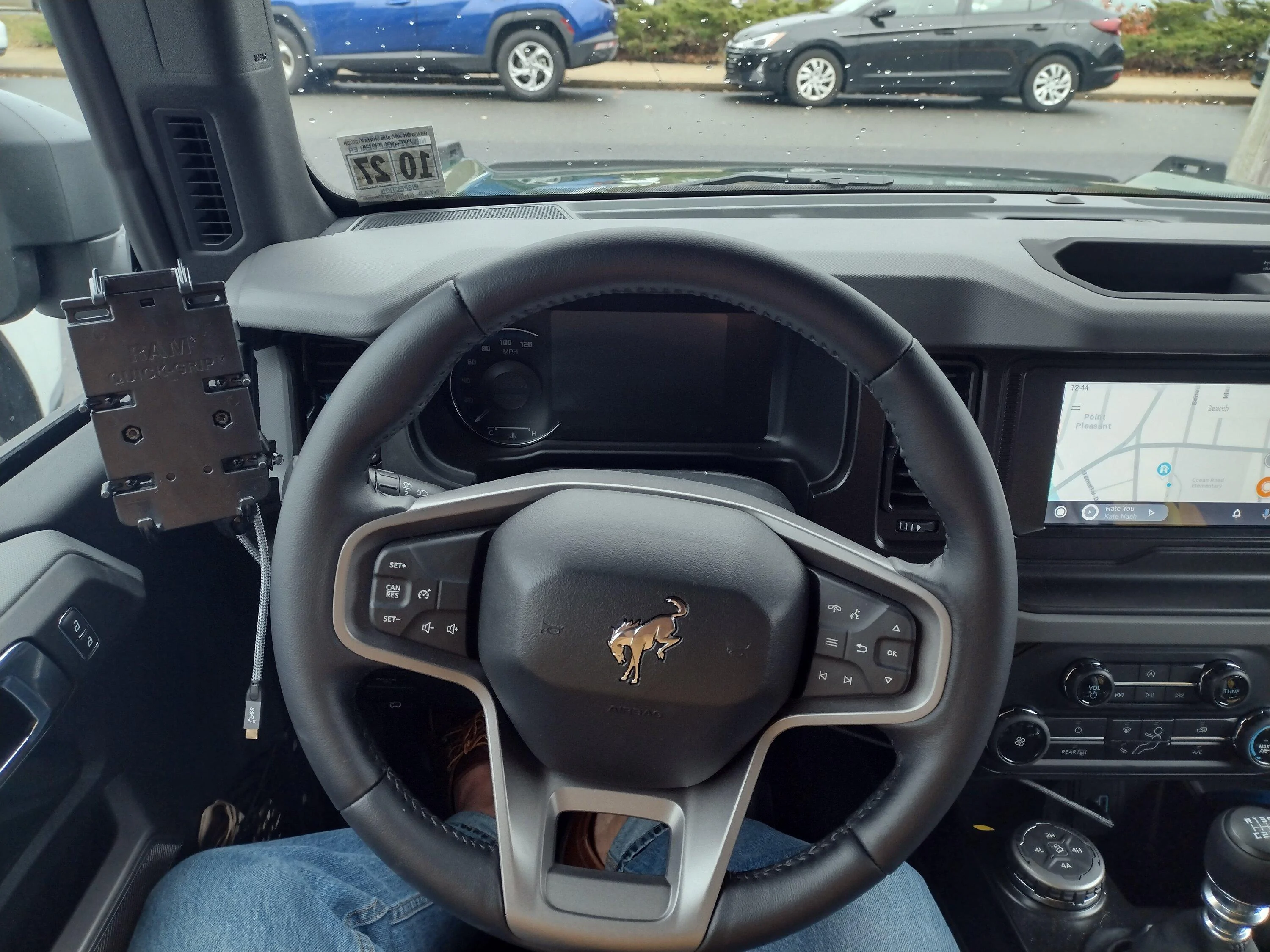 Ford Bronco Installed Ram Mounts base and phone holder IMG_20221206_124427287_HDR