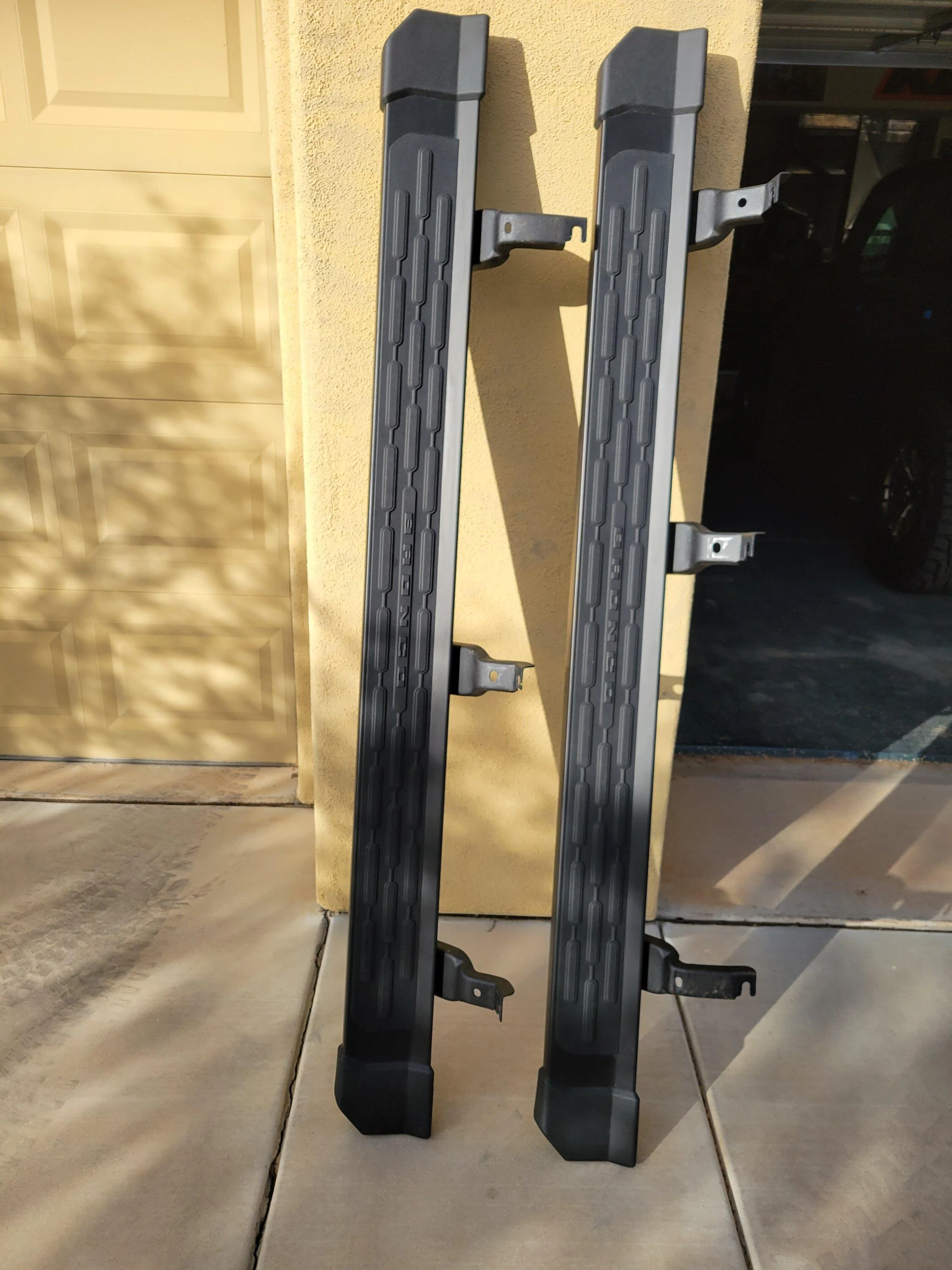 Ford Bronco Ford Running Boards 20221206_152550