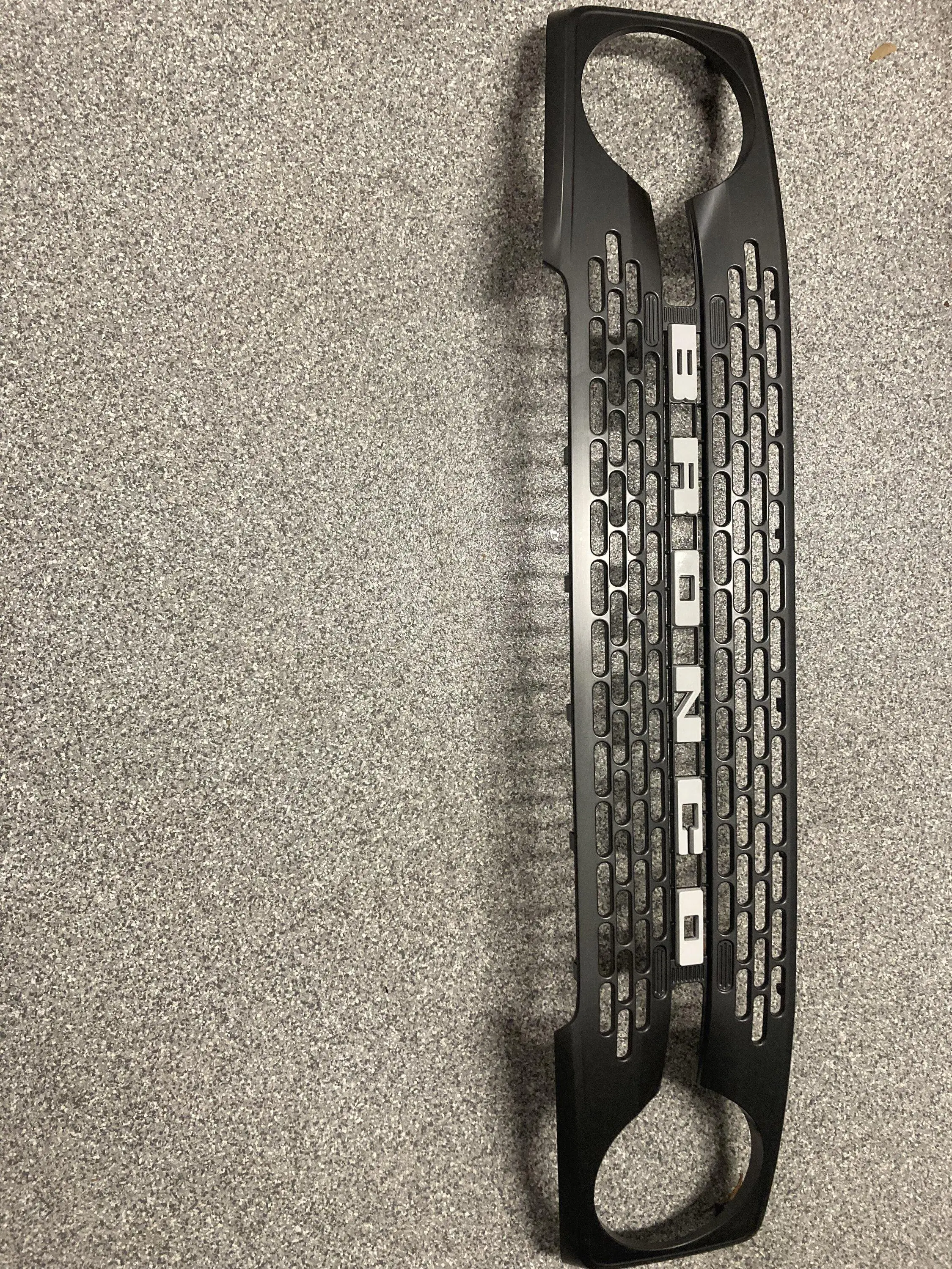 Ford Bronco Badlands grill $330 7FD14EF9-9BB3-4689-9EFD-724CAA779727