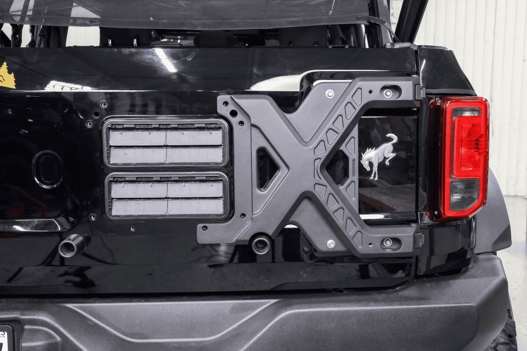 Ford Bronco Raptor Tailgate Reinforcement part? 1670515768670