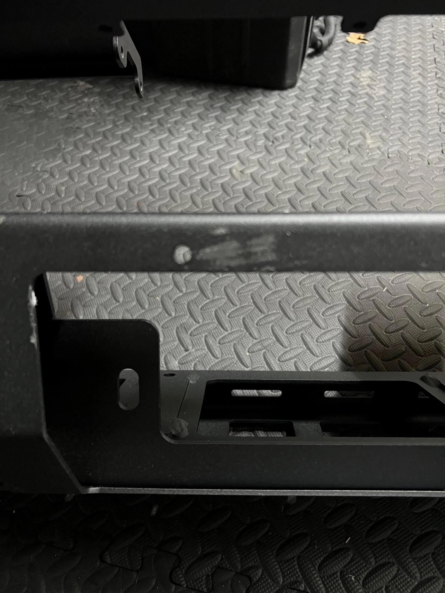 Ford Bronco ARB Summit Bumper damaged and missing hardware bumo4