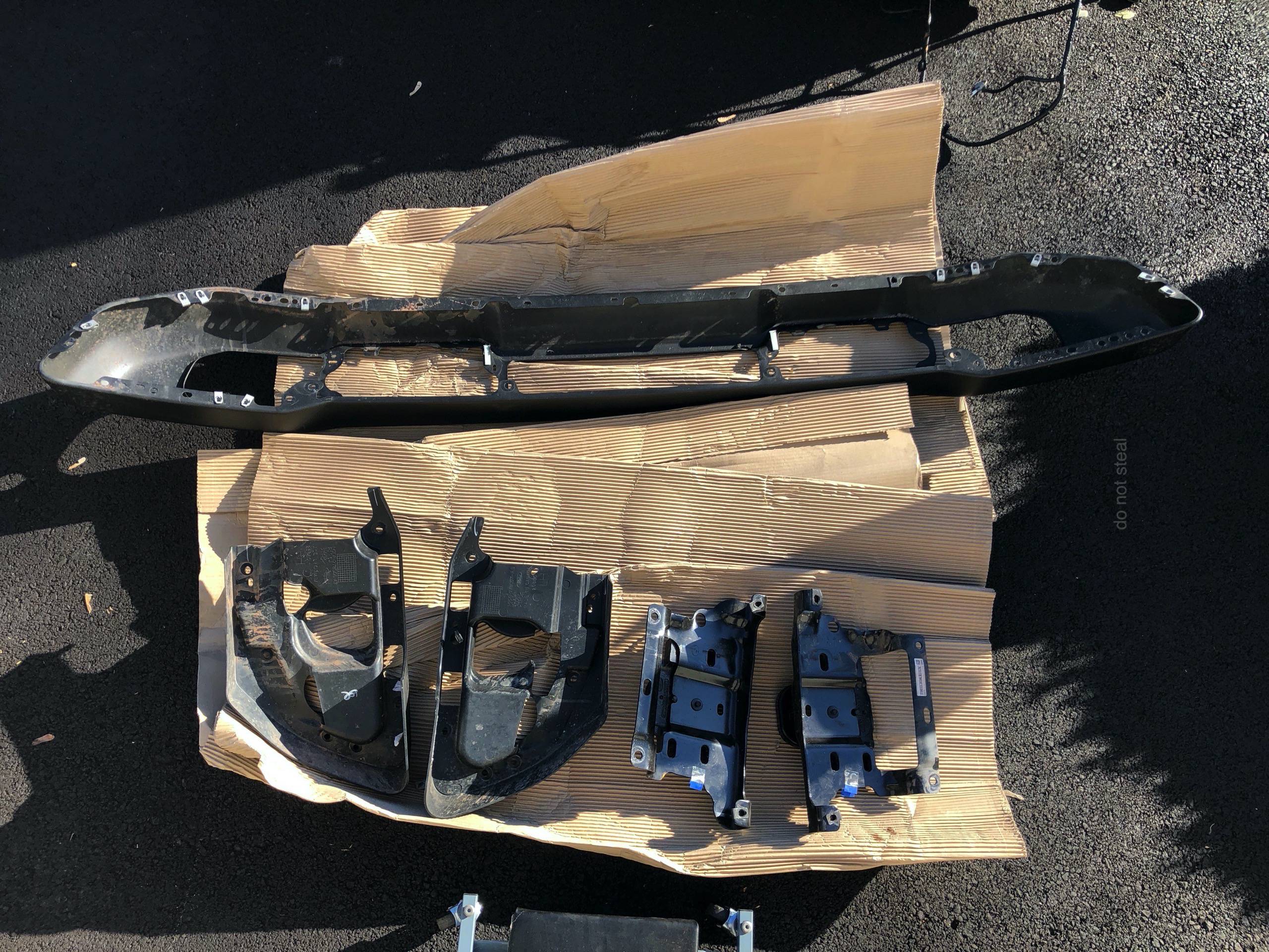 Ford Bronco Bronco Badlands Capable Bumper - Take Off IMG_8450.JPG