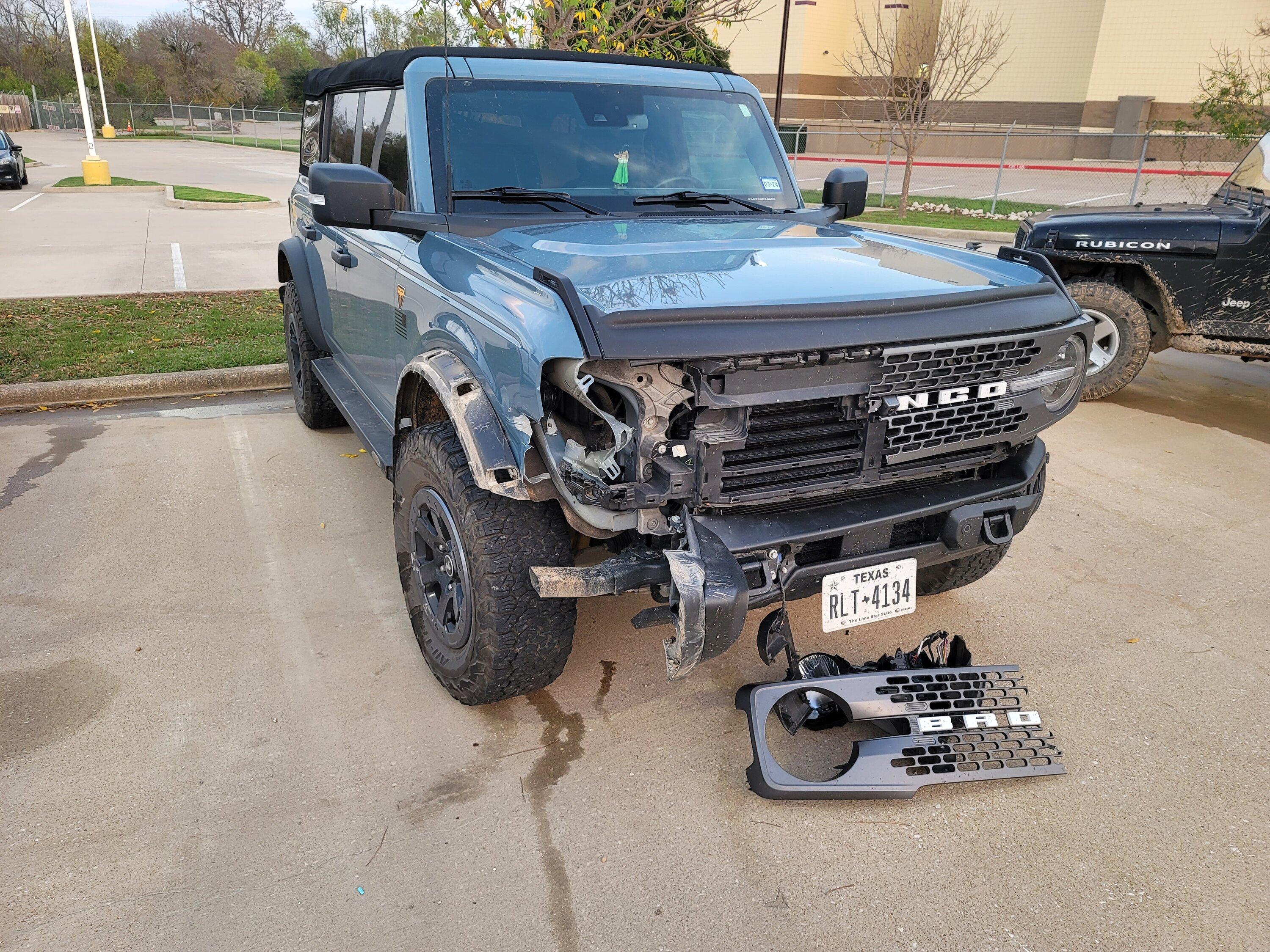 Ford Bronco Warning. Don't let your wife drive your Bronco 20221209_171214