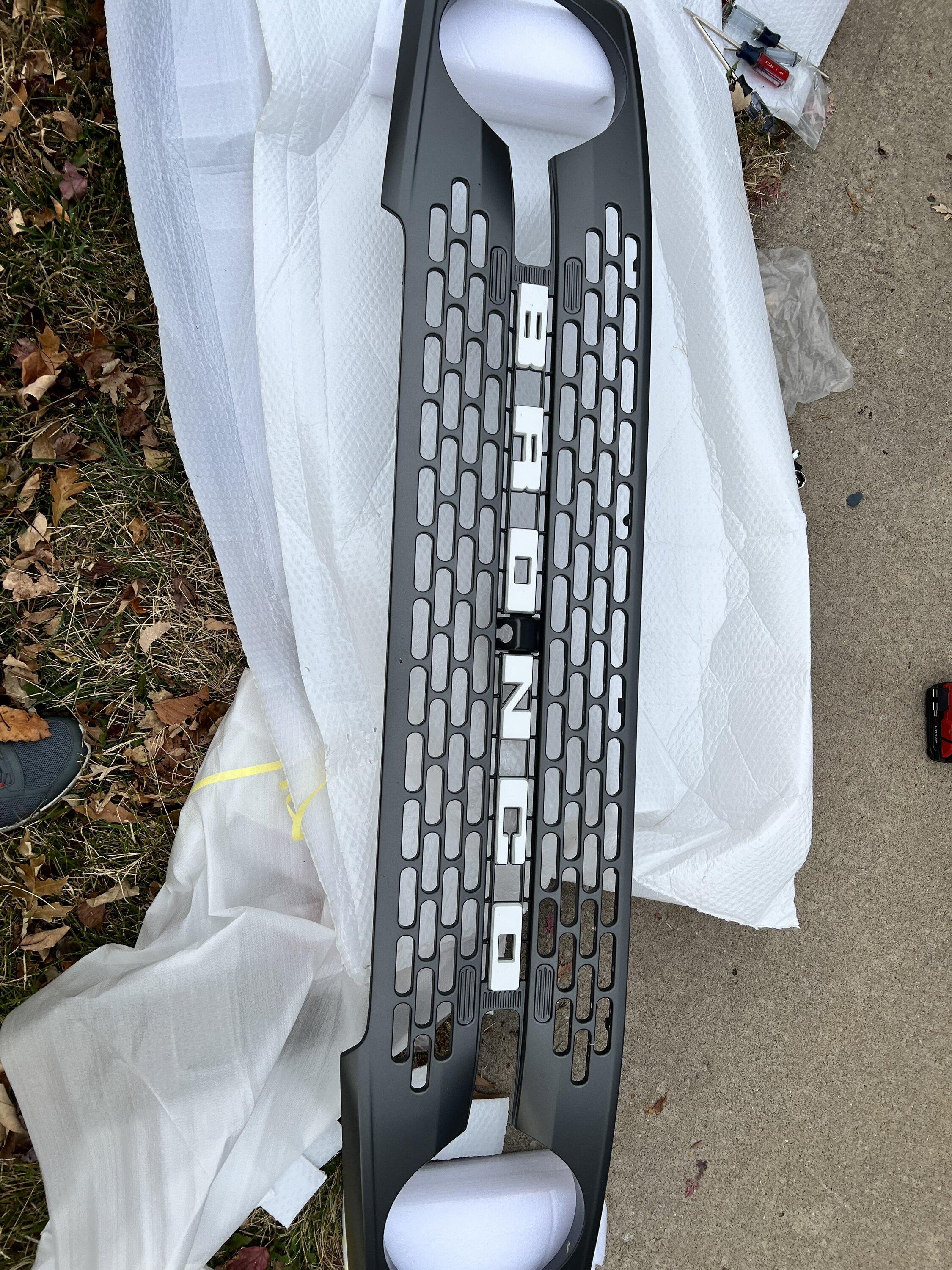 Ford Bronco Badlands Grill $300 B7D54582-CE6F-4116-8504-C1A74A2D002D