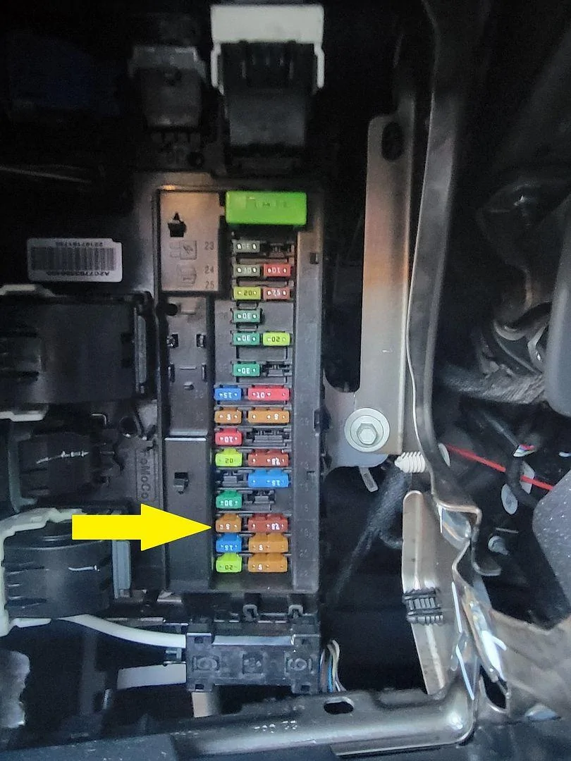 Ford Bronco Badlands - need dash power 12v and USB Bronco_Under_Dash_Fuse_Panel_03