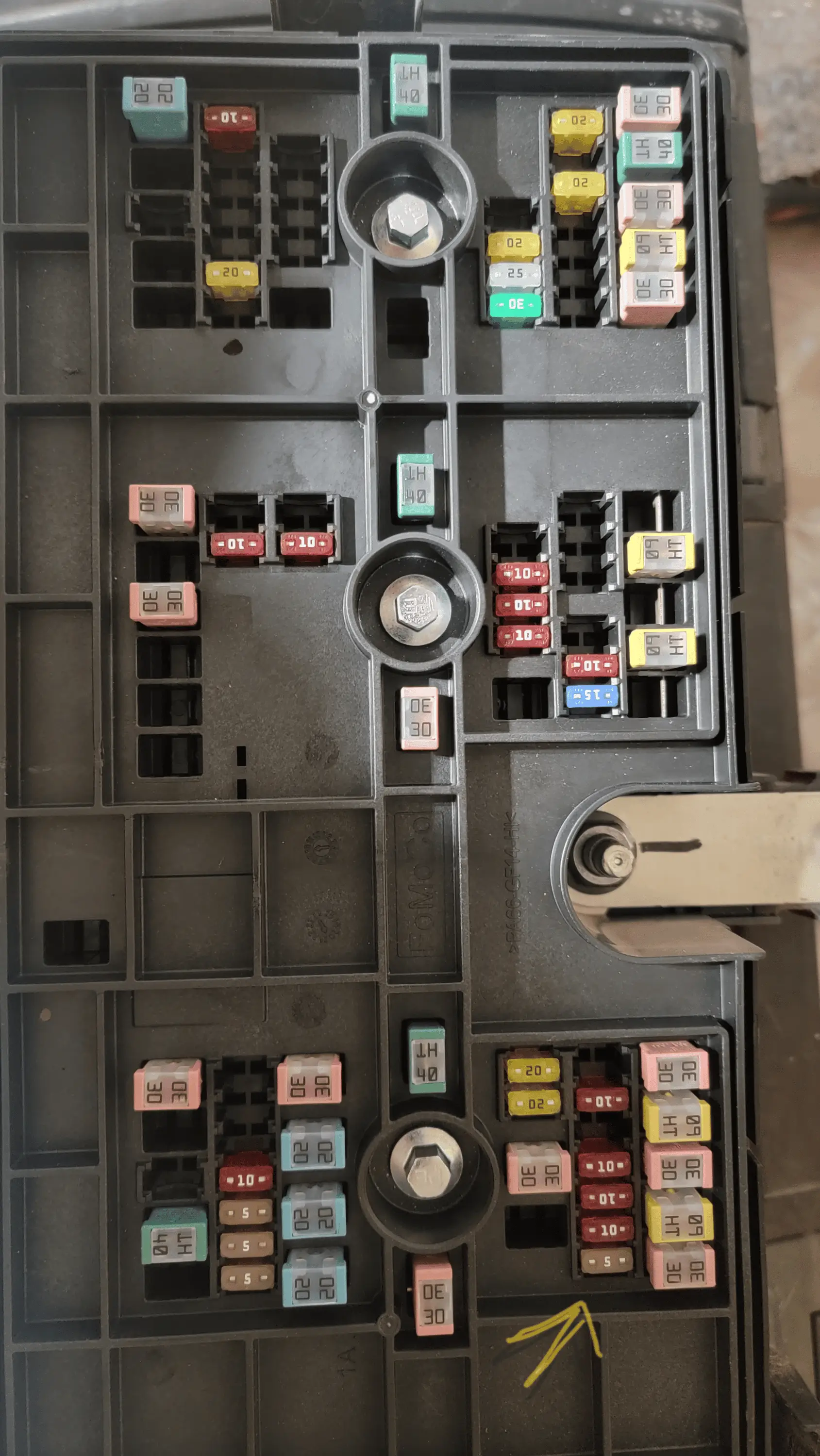 Ford Bronco Fuse Box Question... Owner's manual not helping... 20221211_145500