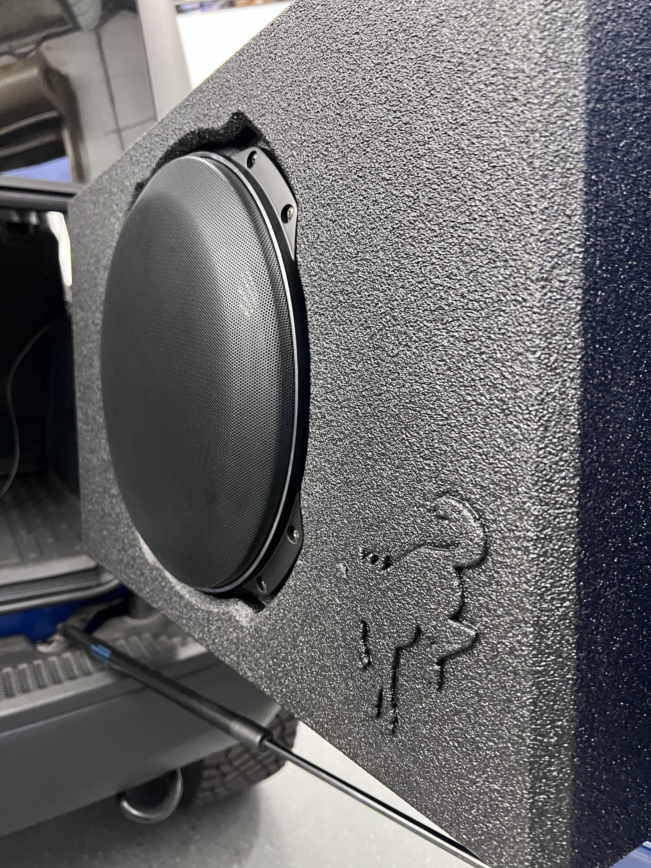 Ford Bronco Bronco First Edition B&O Sound System Makeover FAE271AA-BCC3-4C7E-AE59-933076013CED