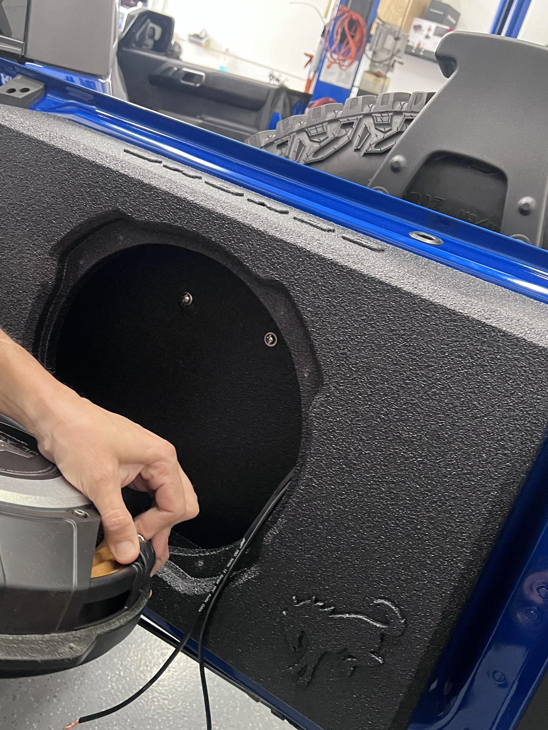 Ford Bronco Bronco First Edition B&O Sound System Makeover CF03463E-A95A-4028-A8E0-34AF1D19402D