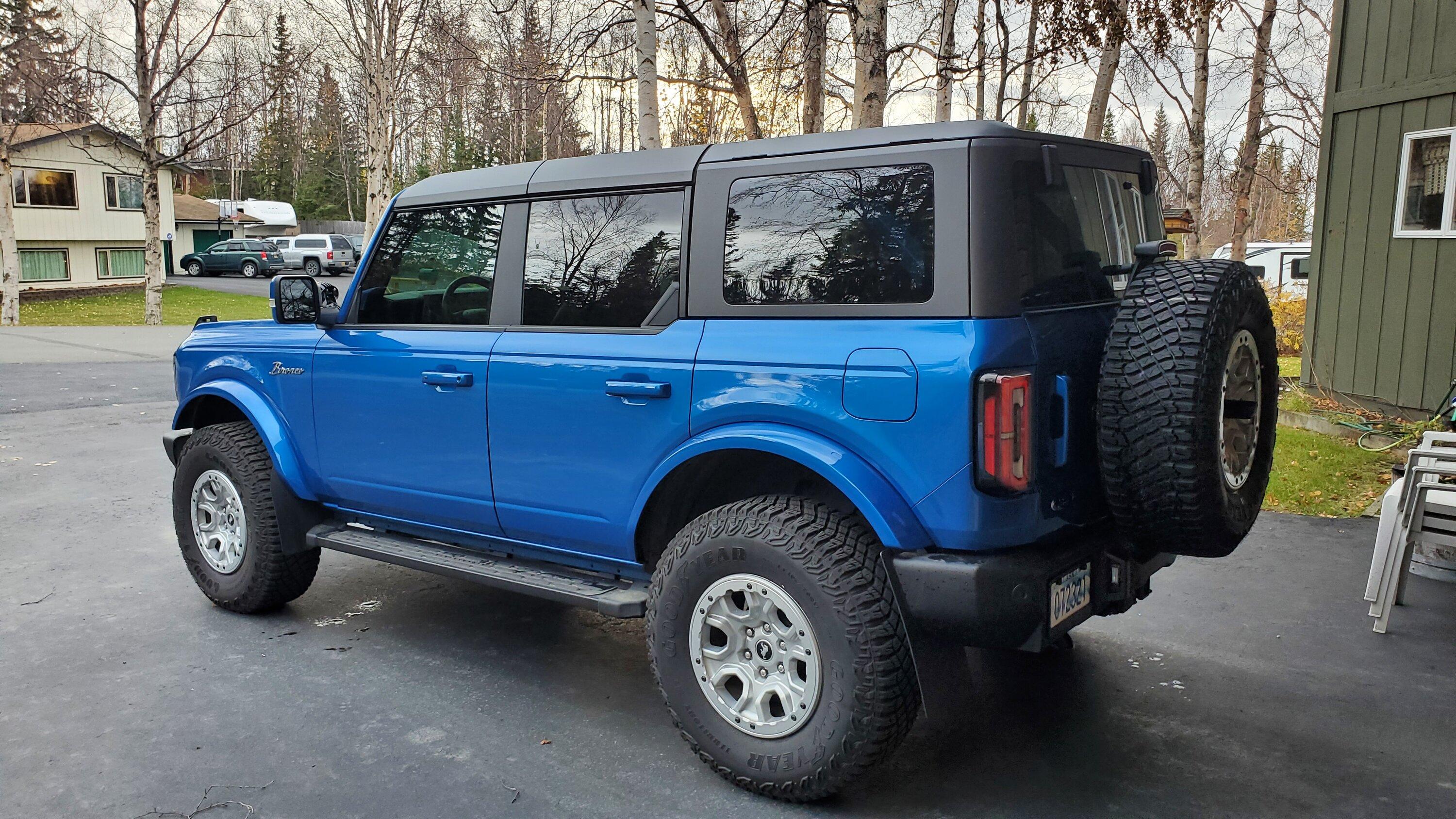 Ford Bronco Anyone Paint Sasquatch Wheels? 20221003_173023