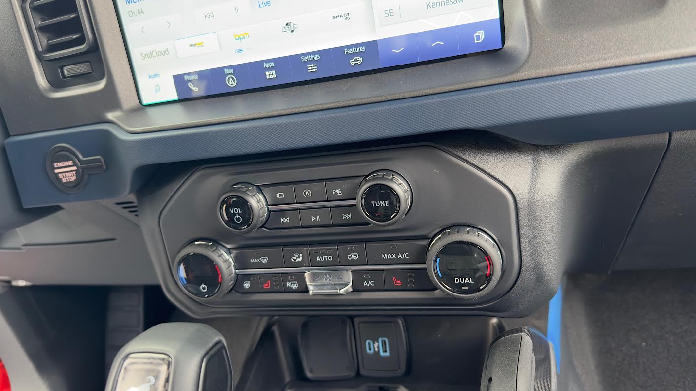 Ford Bronco Got my 2023 Bronco Raptor WITH Digital Temperature Knobs 🌡️ 1