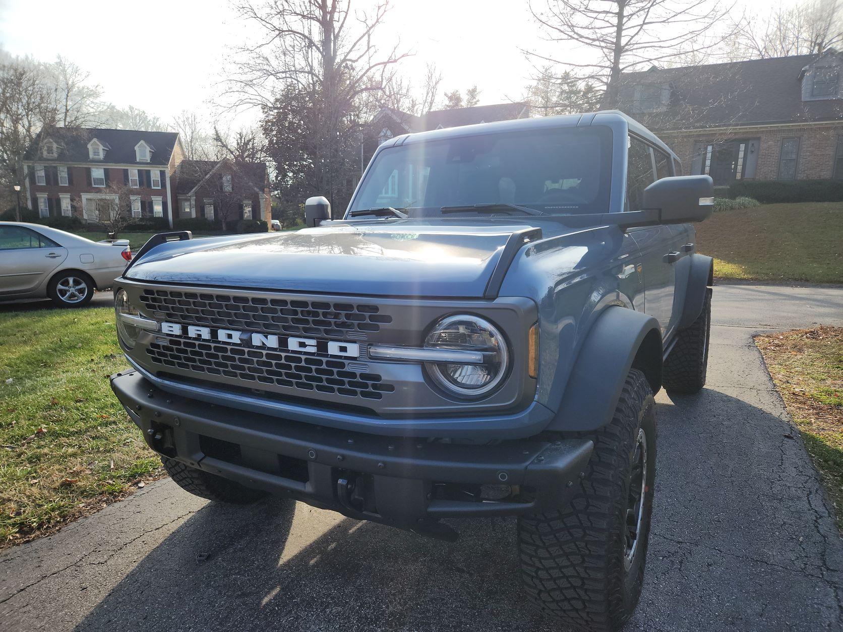 Ford Bronco Azure Gray vs Area 51 colors side-by-side comparison pics + AGM in the sun Sunny Front