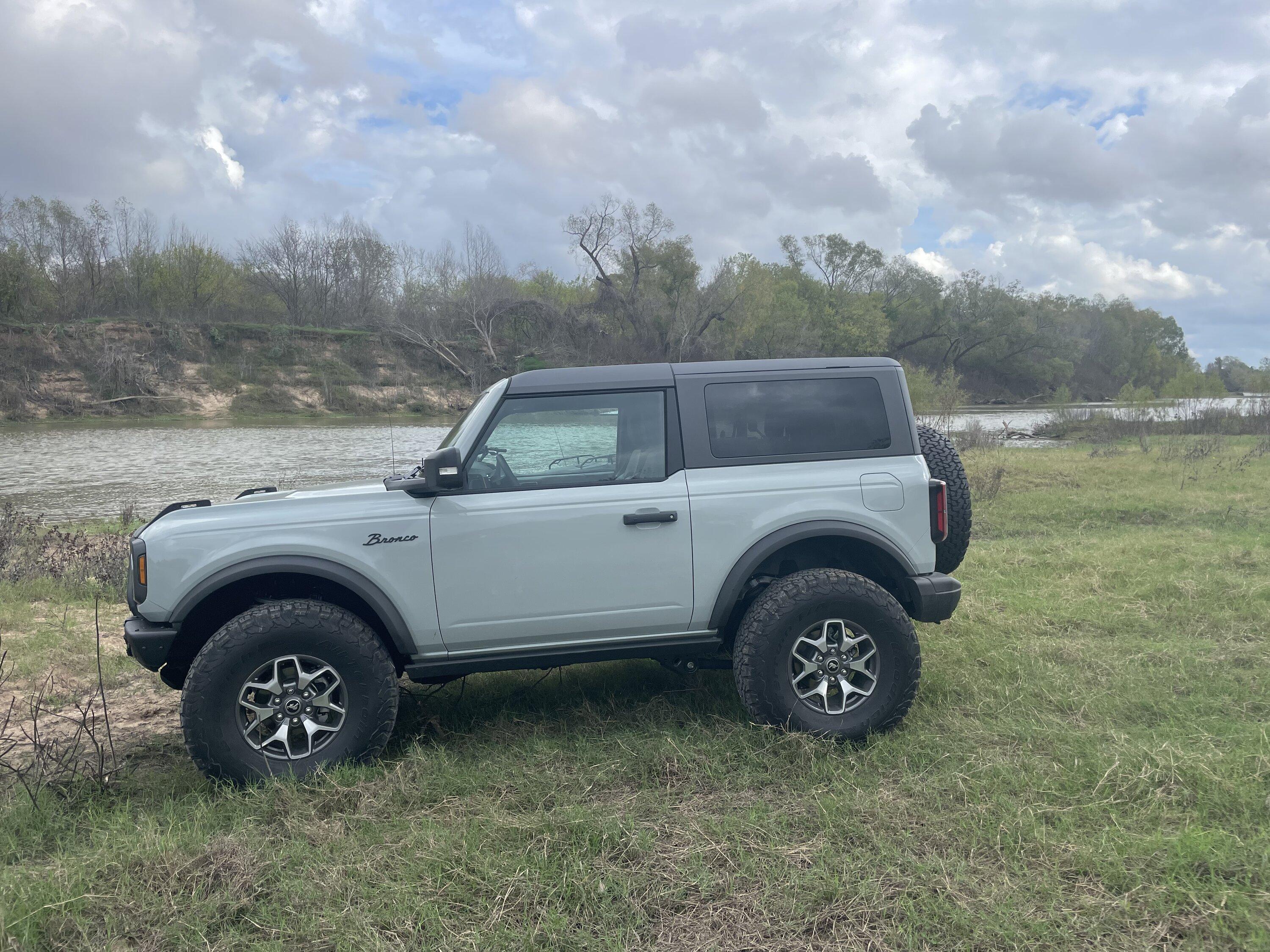 Ford Bronco What did you do TO / WITH your Bronco today? 👨🏻‍🔧🧰🚿🛠 C1052C0E-1400-4852-B53F-D5299B484EE2