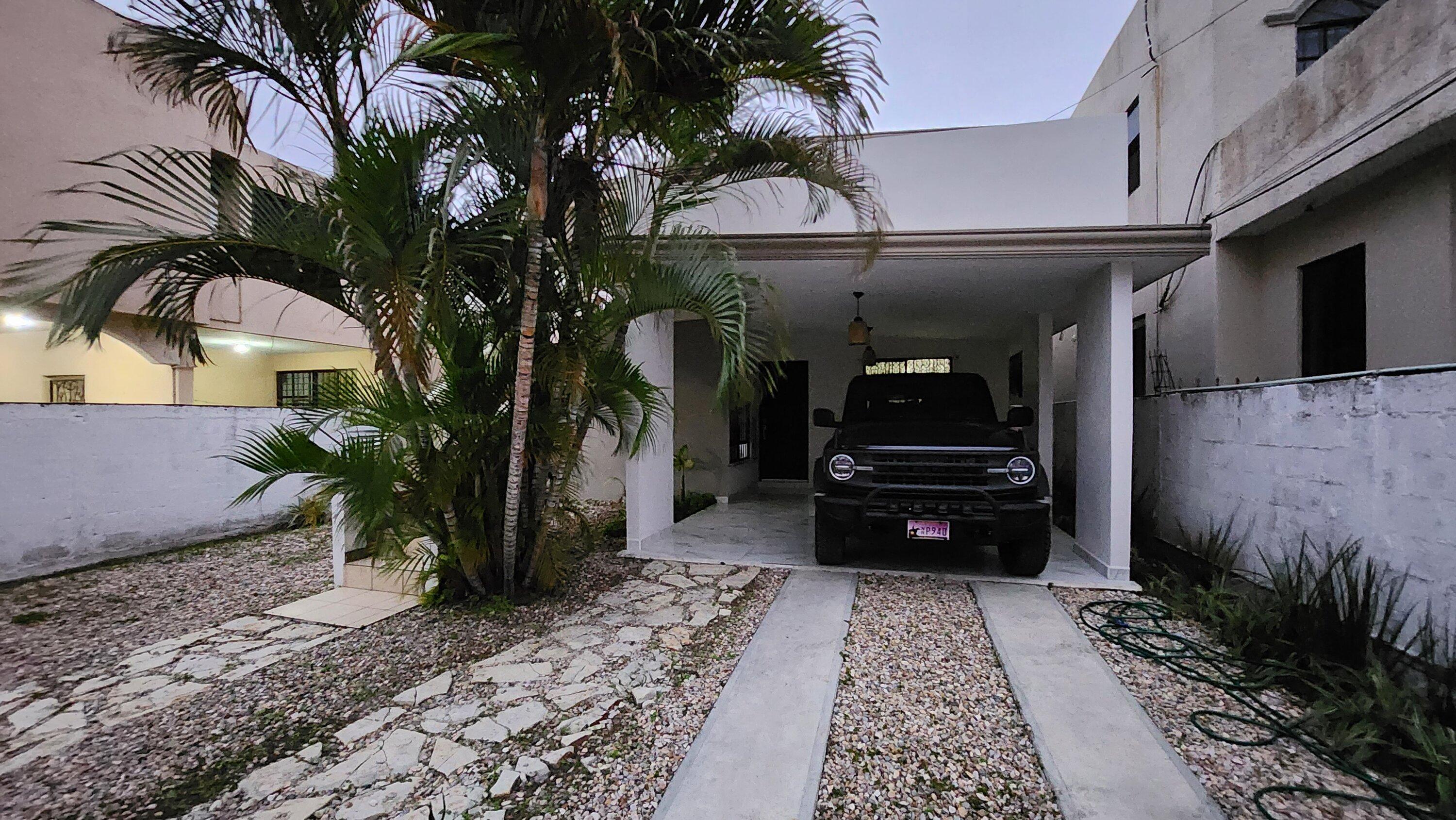 Ford Bronco Moved from Nevada to Costa Rica in a Base Bronco 2.3L 🗺️ 🚚 20221126_175732