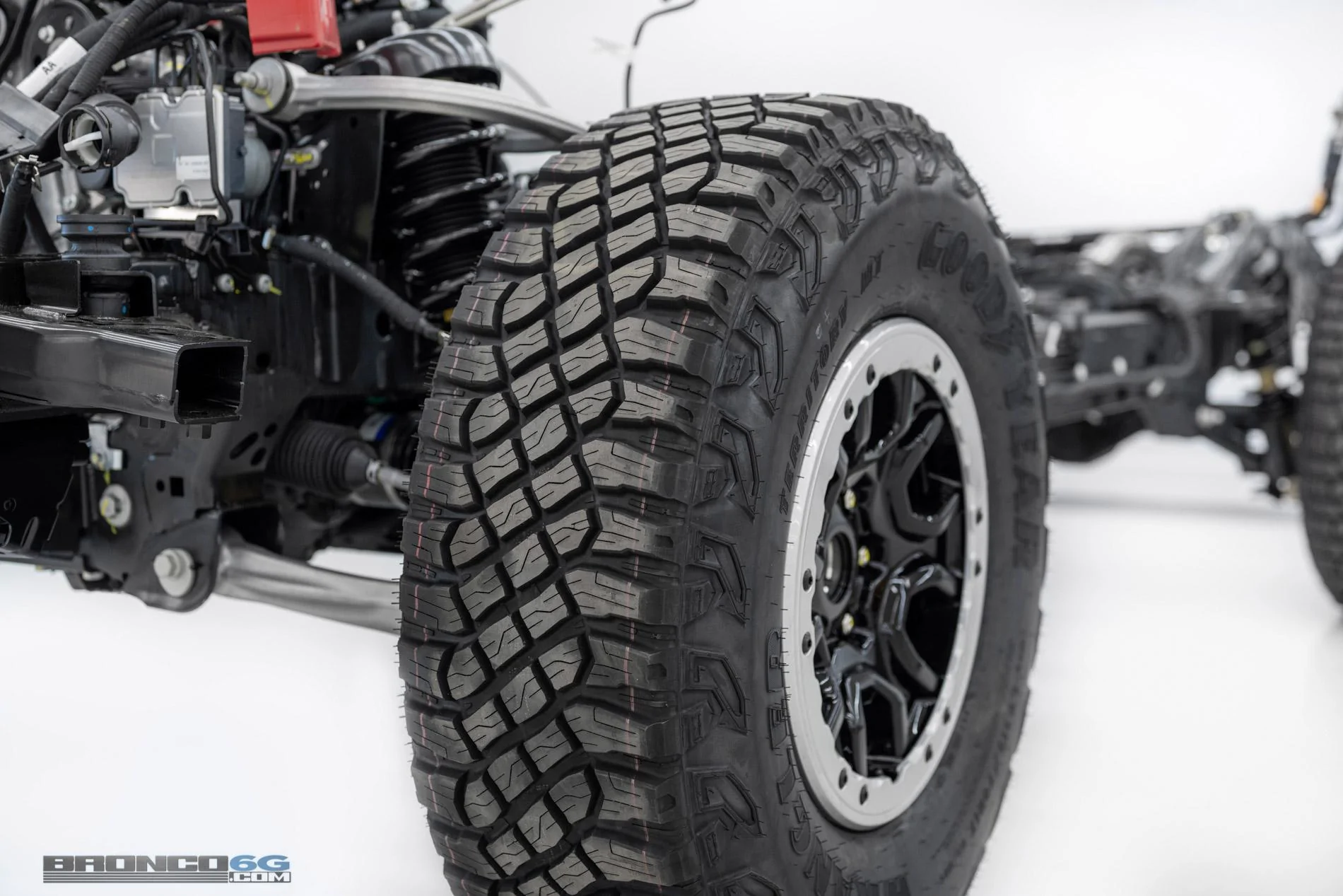 Ford Bronco Pics: Bronco Frame, Chassis and Suspension bronco_parts_07-jpg