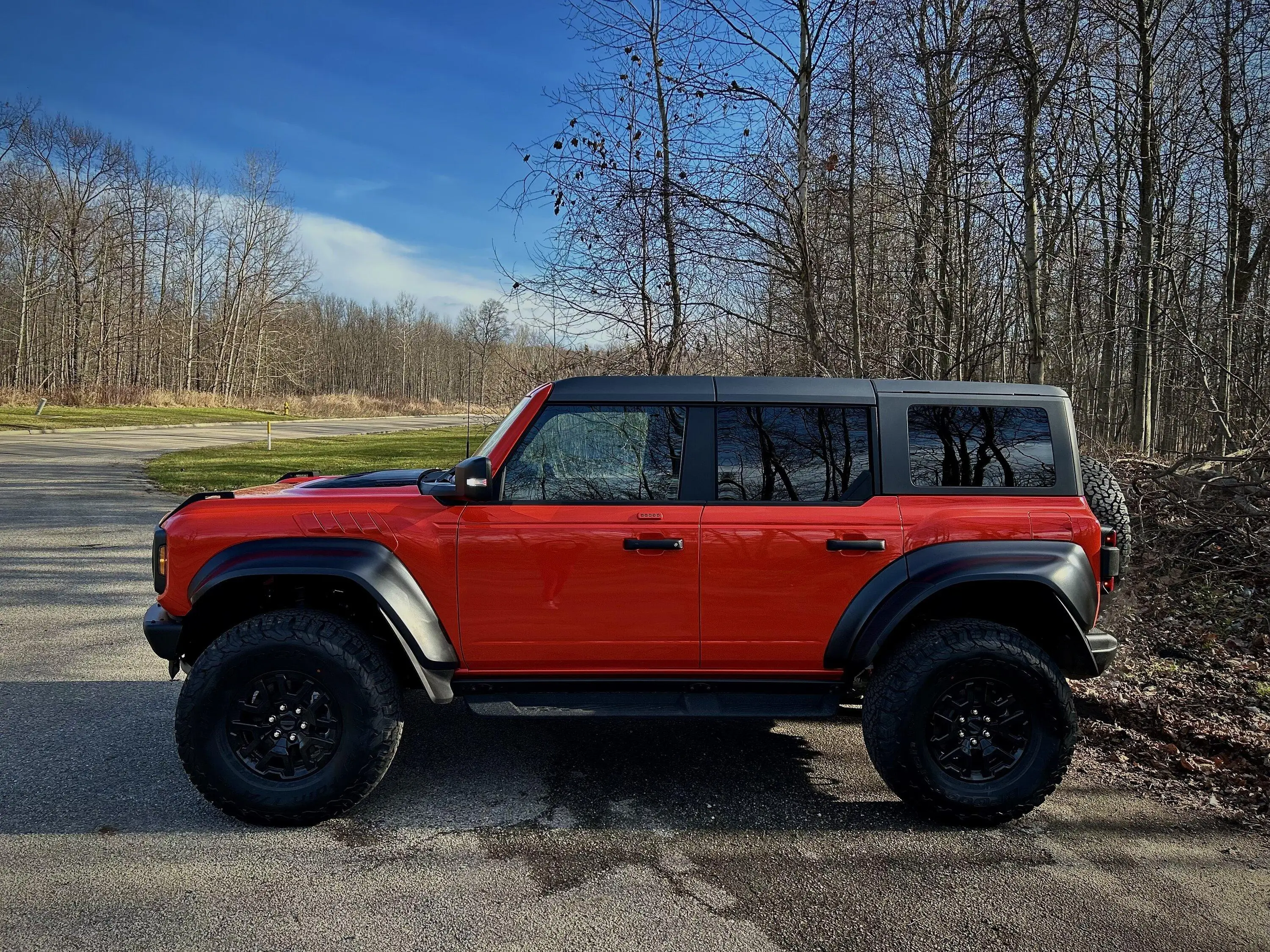 NEO Motorsport Garage Introduction & 2023 Bronco Raptor Build ...