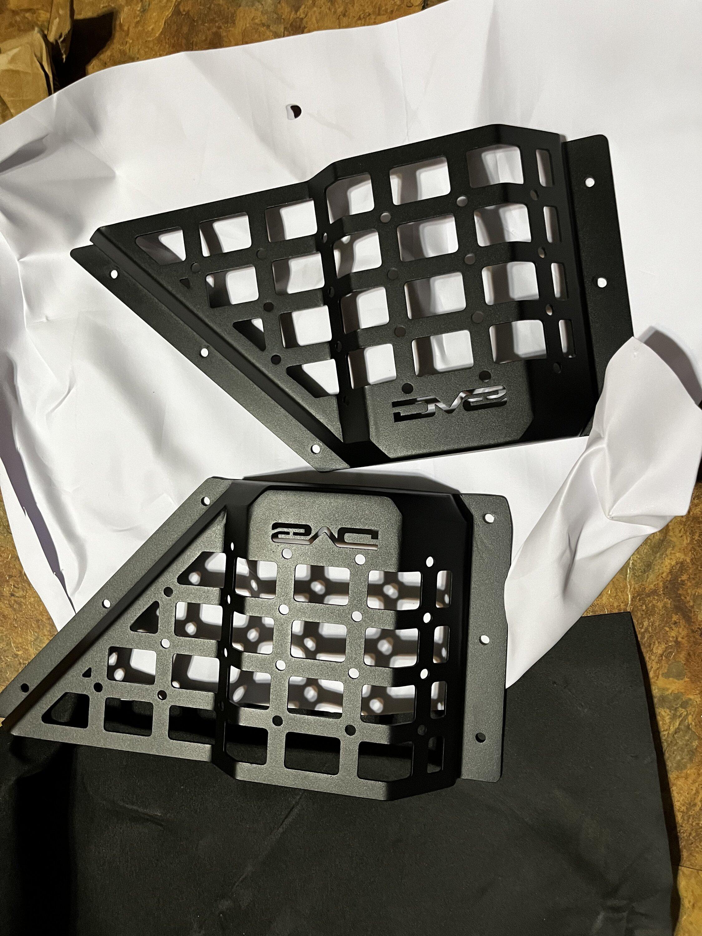 Ford Bronco DV8 front storage pockets $80 4C0B8411-0F7A-48D8-9758-FDFEC1FEDF1B