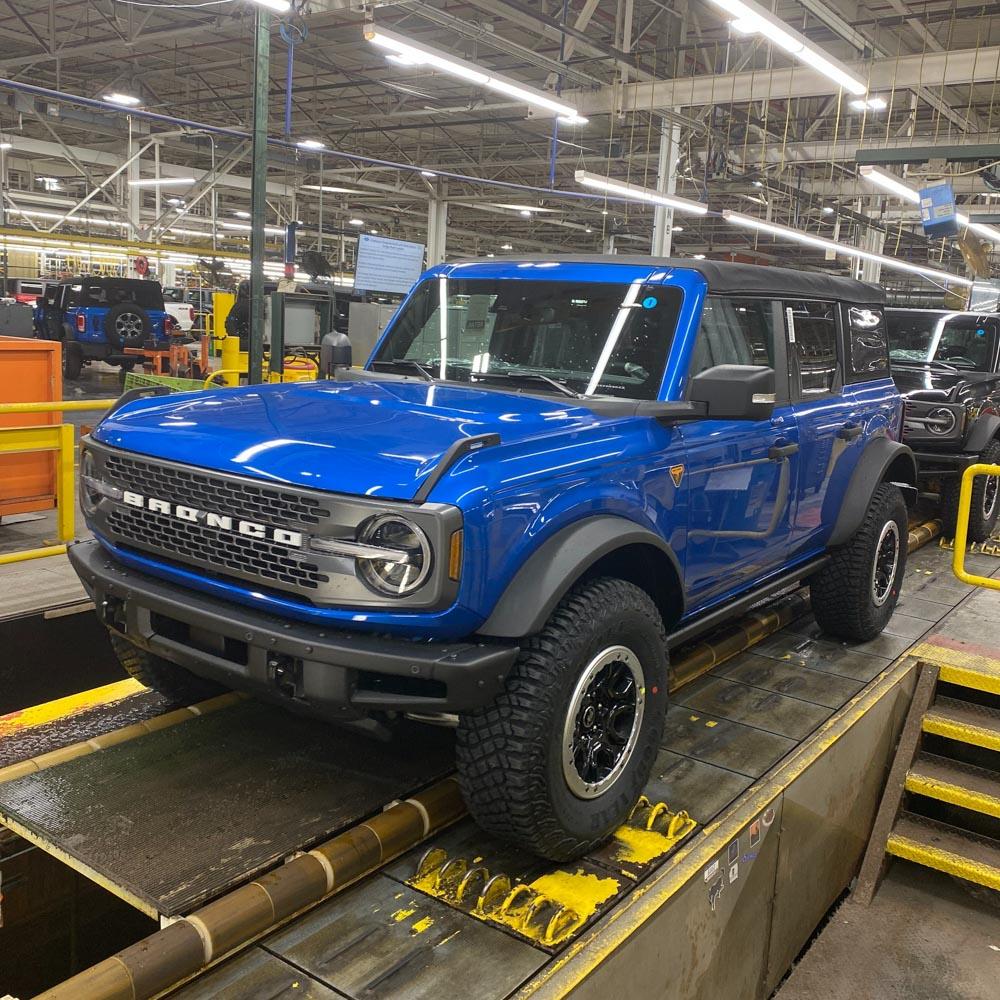 Ford Bronco 11/28/2022 Build Week image