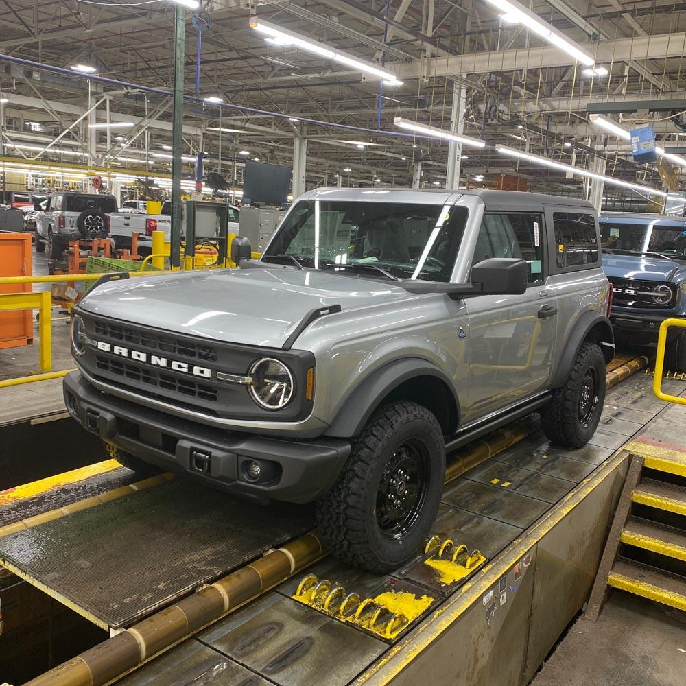 Ford Bronco 11/28/2022 Build Week image (1)