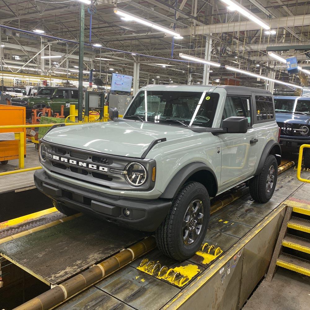Ford Bronco 12/5/2022 Build week with spreadsheet image