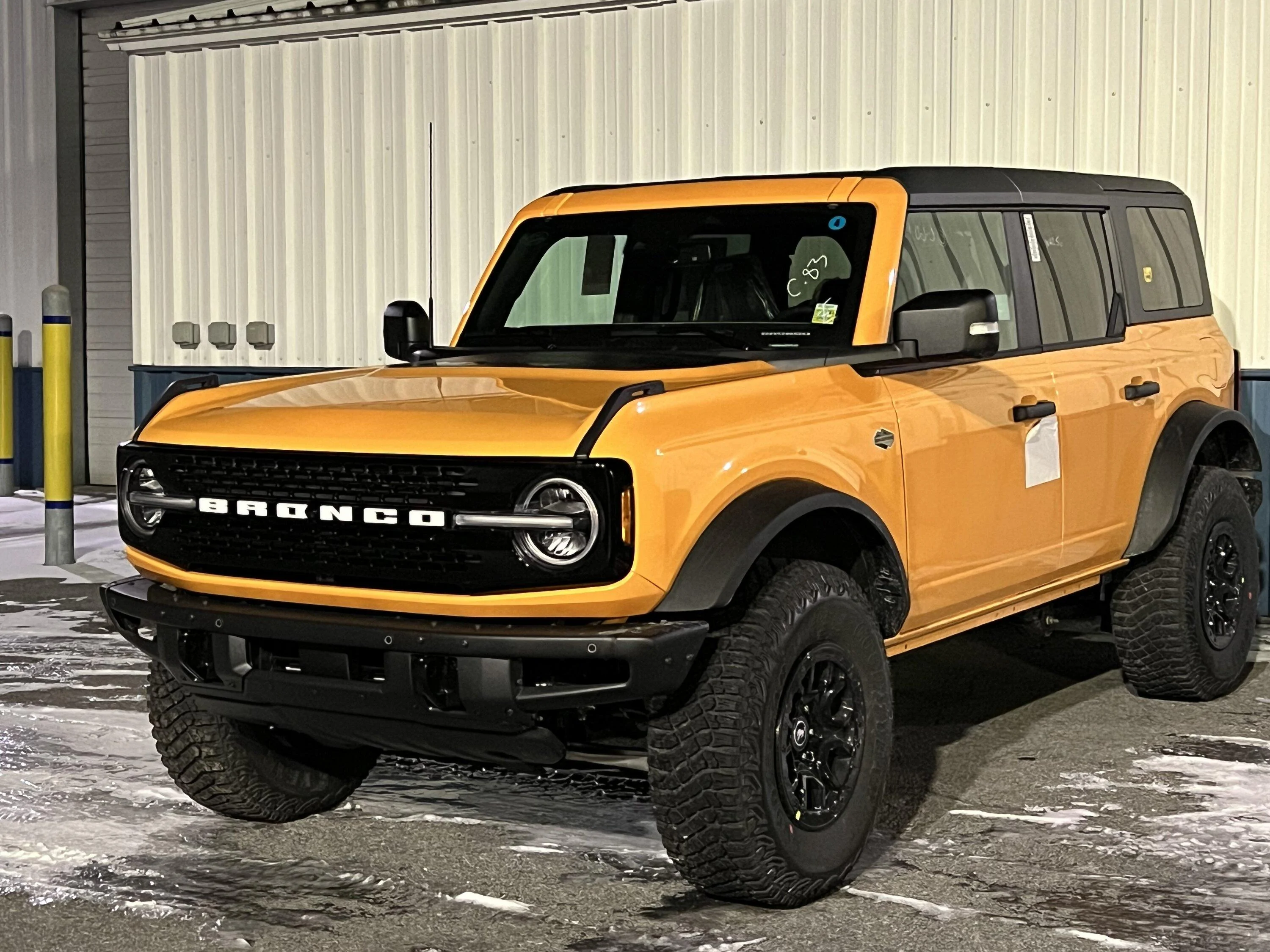 Ford Bronco 10/31/2022 build week group 43BD37DA-1C77-4716-93D1-C1106CB2D34D