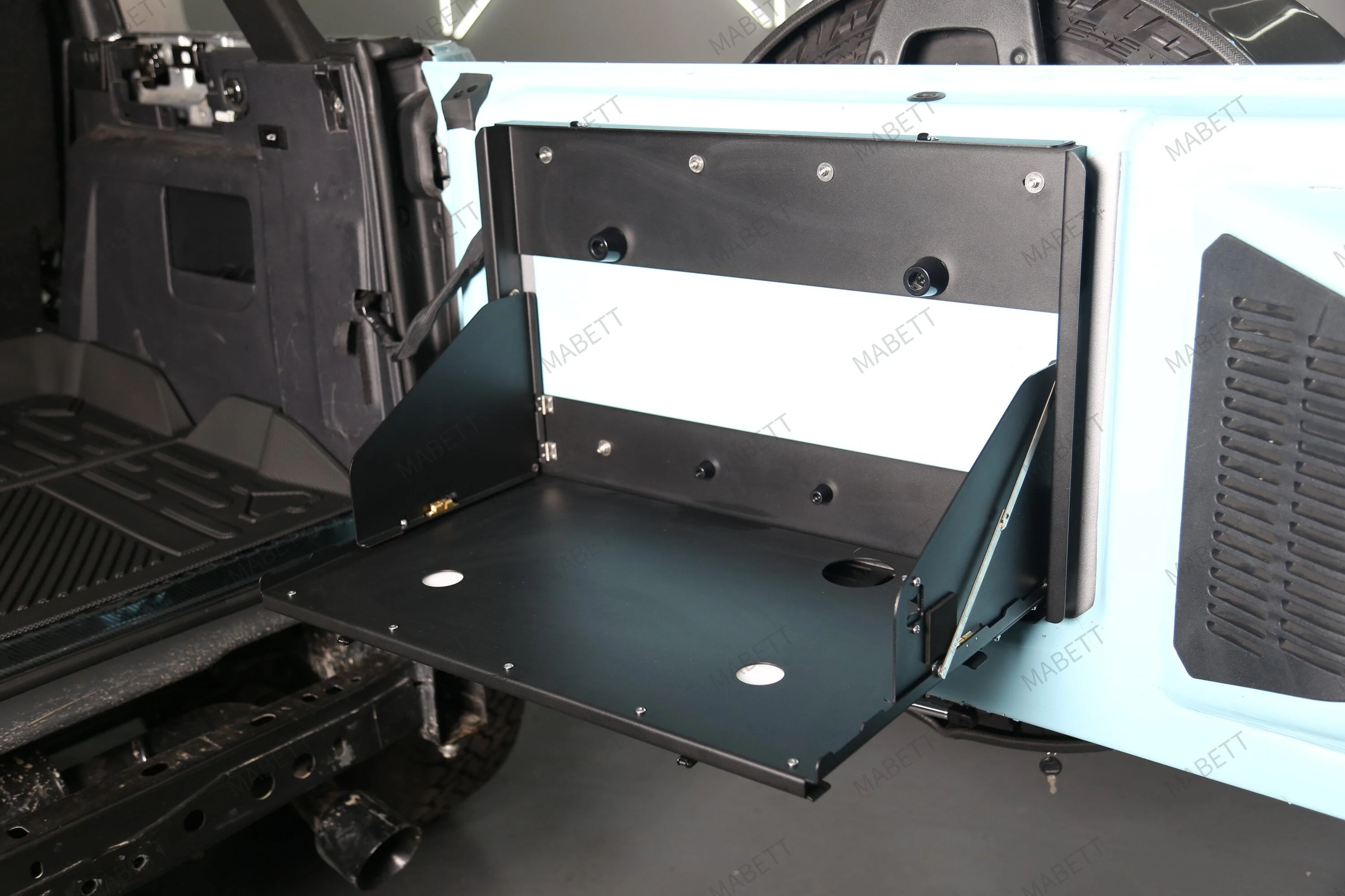 Ford Bronco Mabett launches Tailgate Table with Cutting Board! IMG_5326