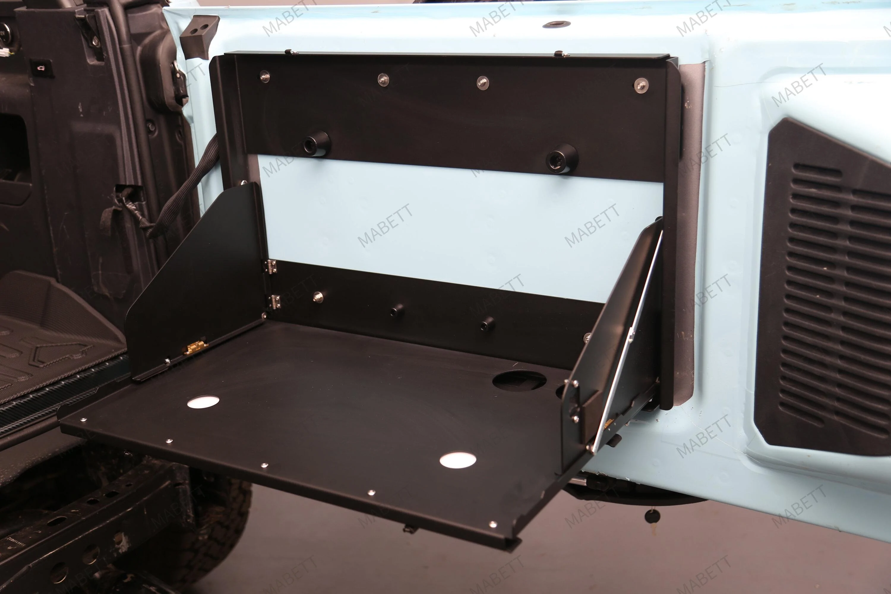 Ford Bronco Mabett launches Tailgate Table with Cutting Board! IMG_5355