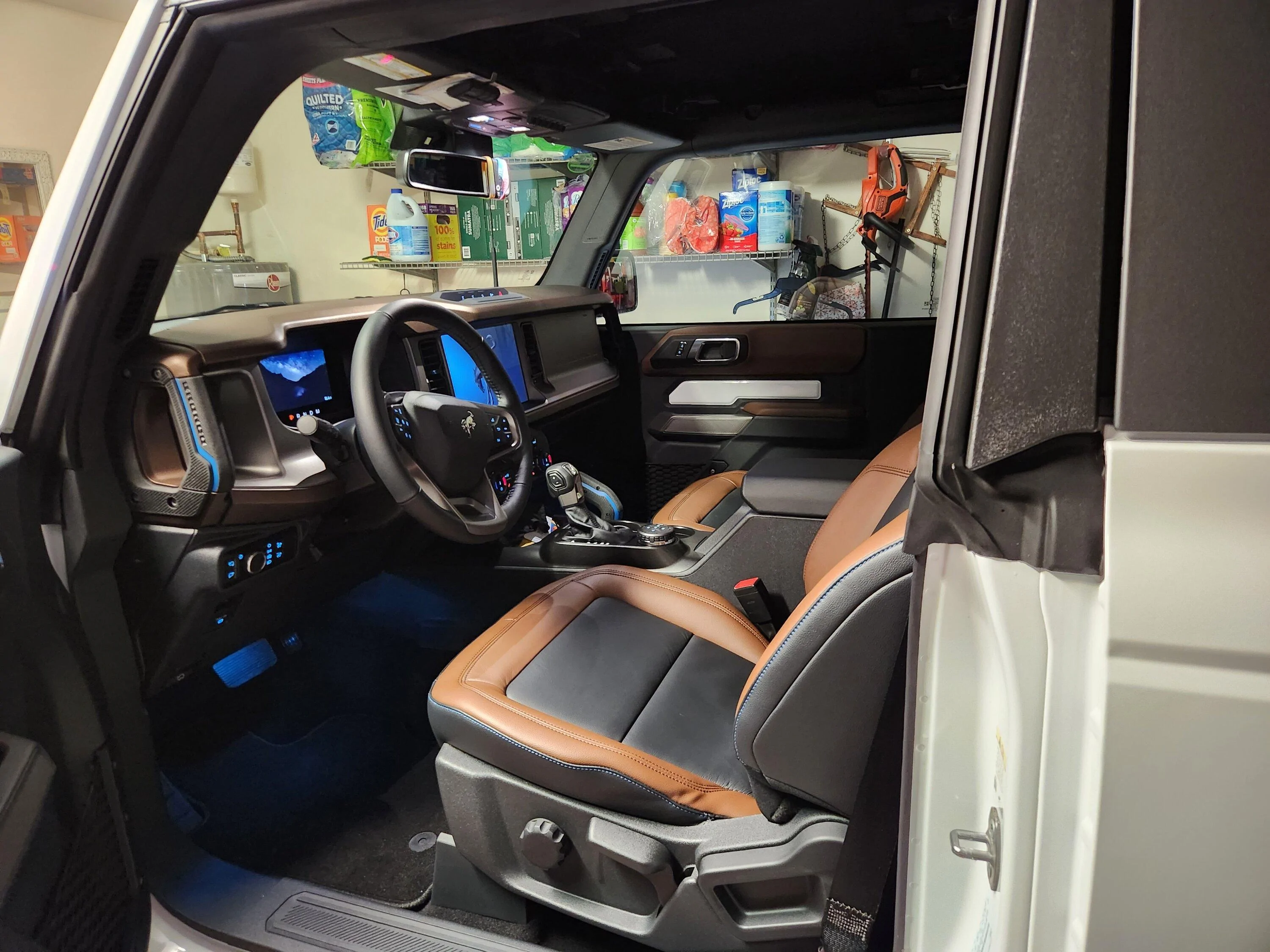 Ford Bronco Bronco Team 2 door. 20221215_175722