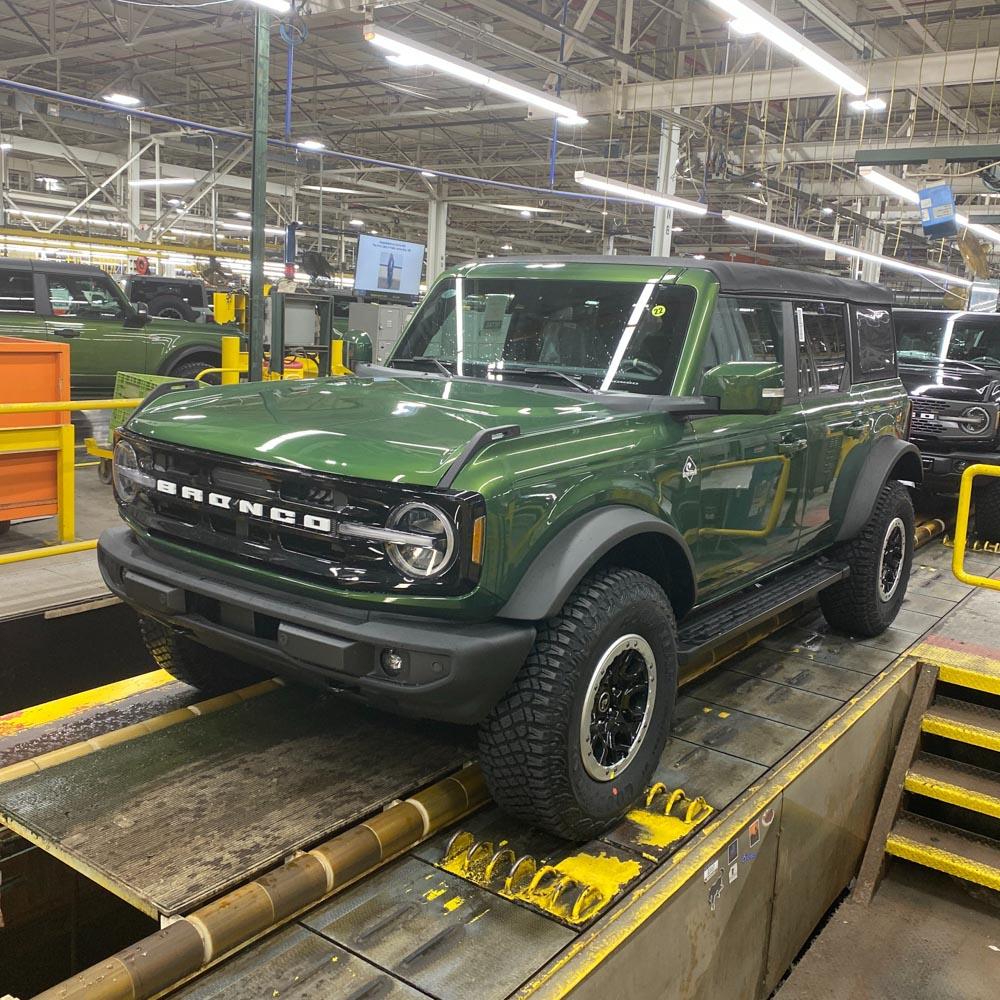 Ford Bronco 11/21/2022 Build Week w/Spreadsheet Baby pic