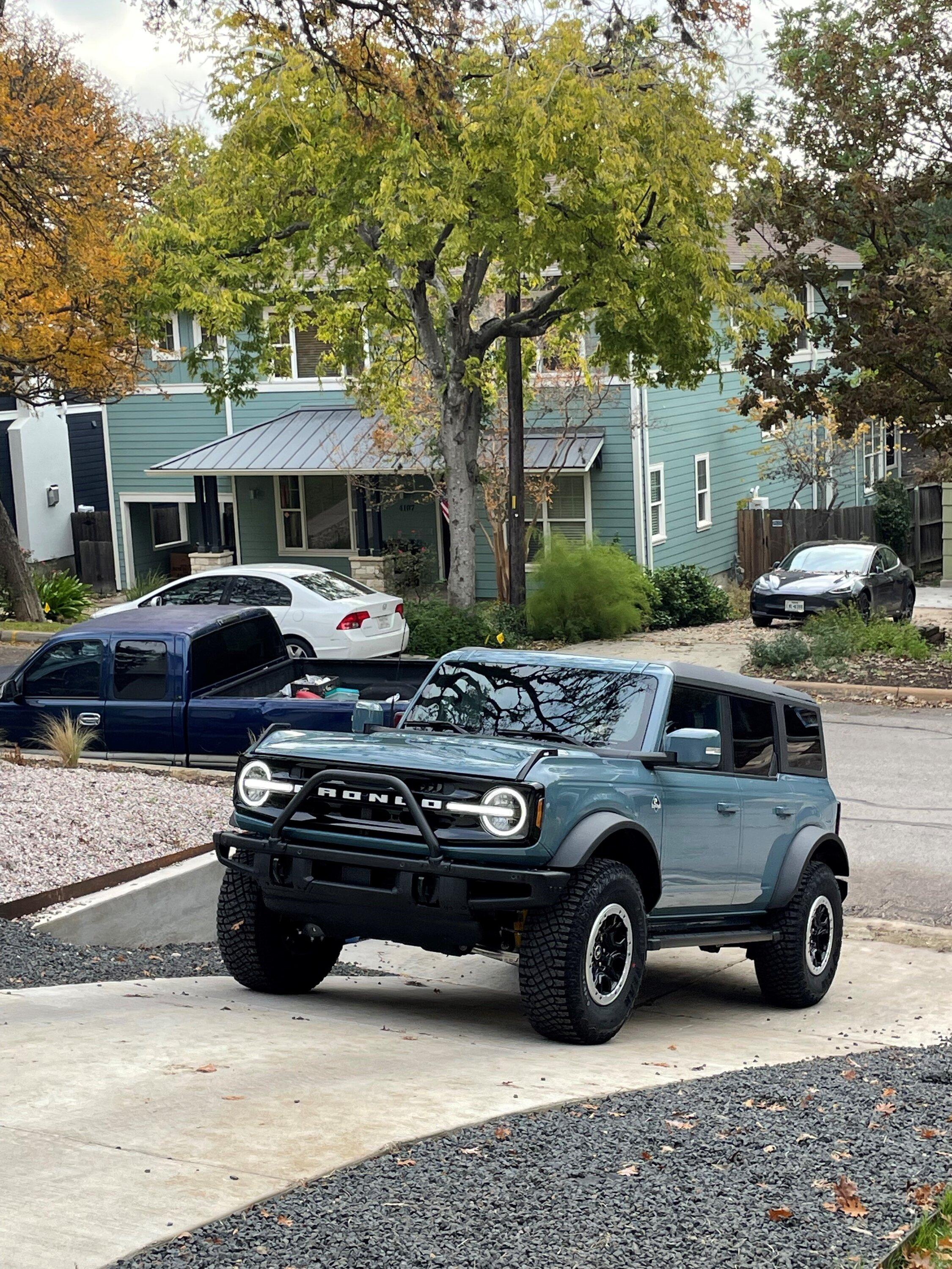 Ford Bronco Outerbanks or Wildtrak Bronco Pic 2