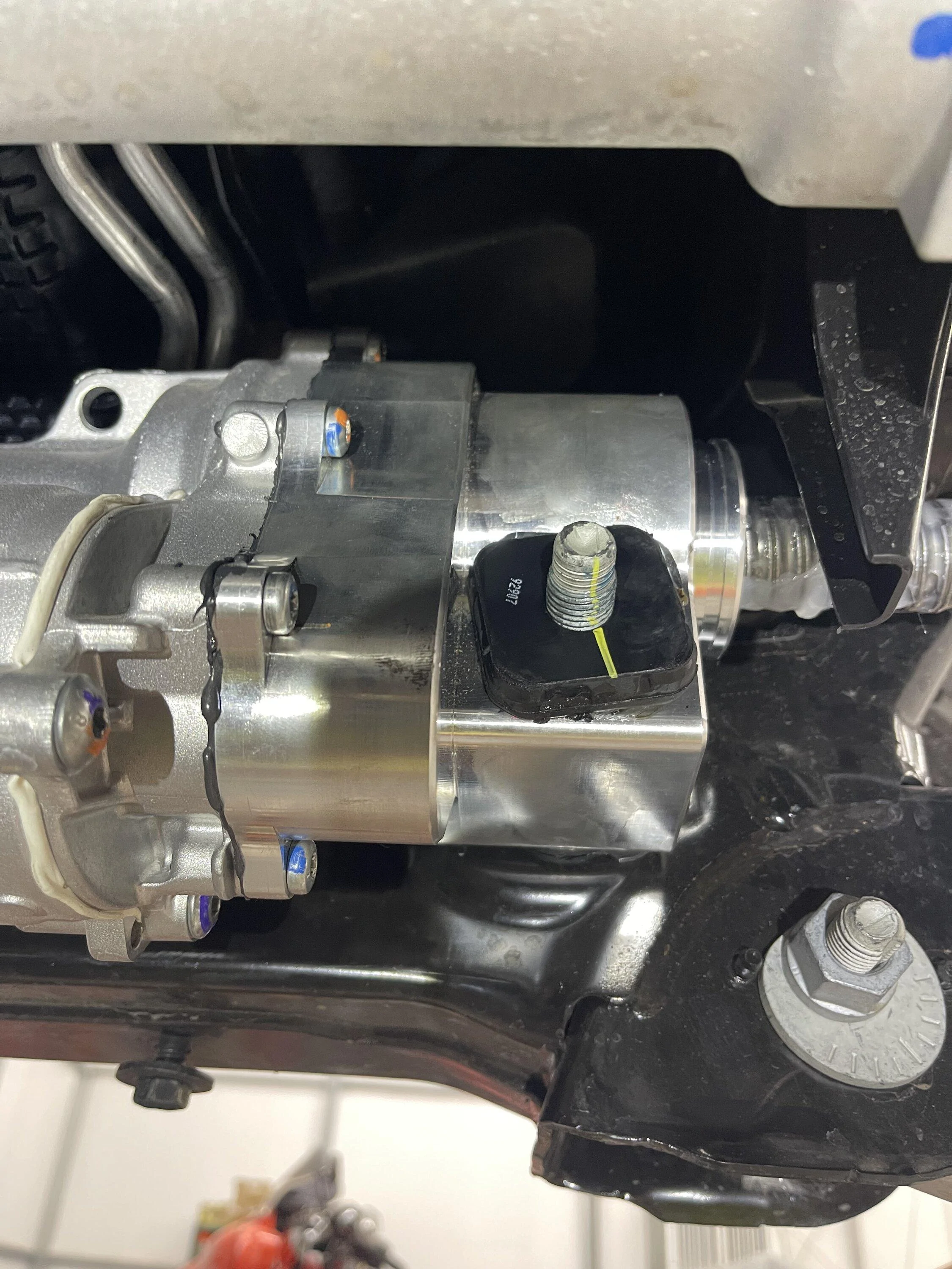Ford Bronco Bronco Team 2 door. 1EFD5FFA-0222-42B4-824E-B7930D2A7C9A