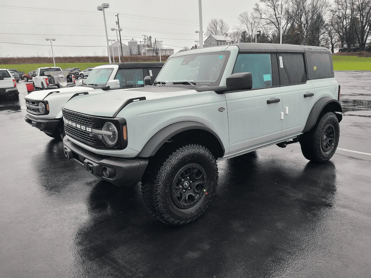 Ford Bronco 12/5/2022 Build week with spreadsheet 1671209510989blo