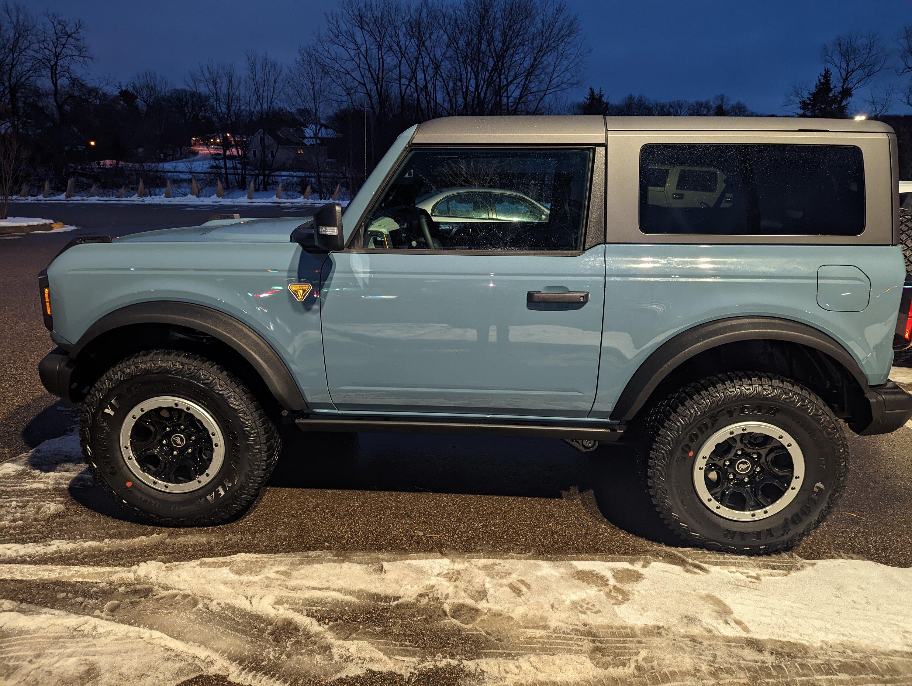 Ford Bronco 2022 Bronco vs. 2022 Wrangler impression after Day 1 BadAssLands