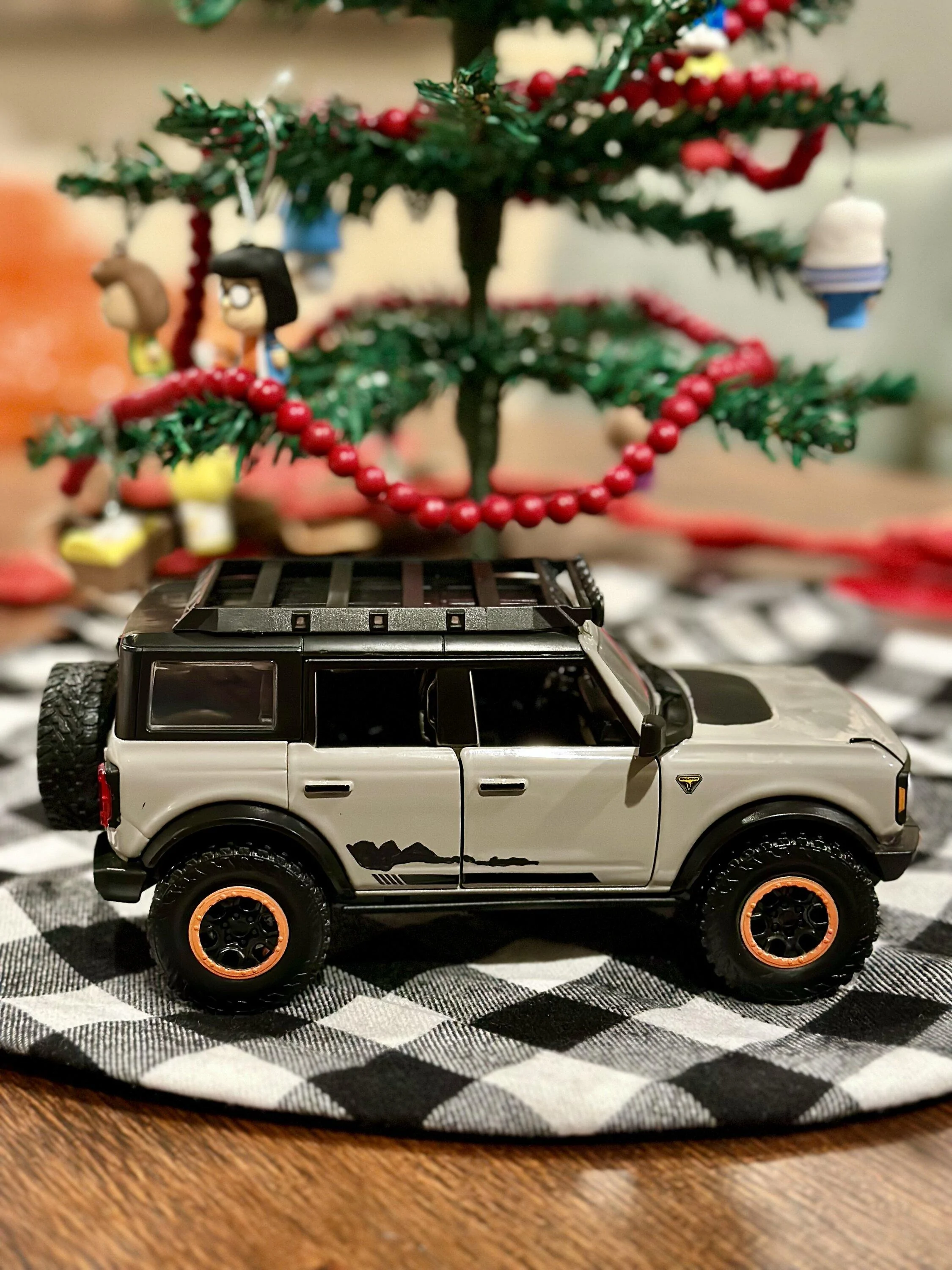 Ford Bronco What did you do TO / WITH your Bronco today? 👨🏻‍🔧🧰🚿🛠 AD951778-076A-425B-A726-23F3F4D13755