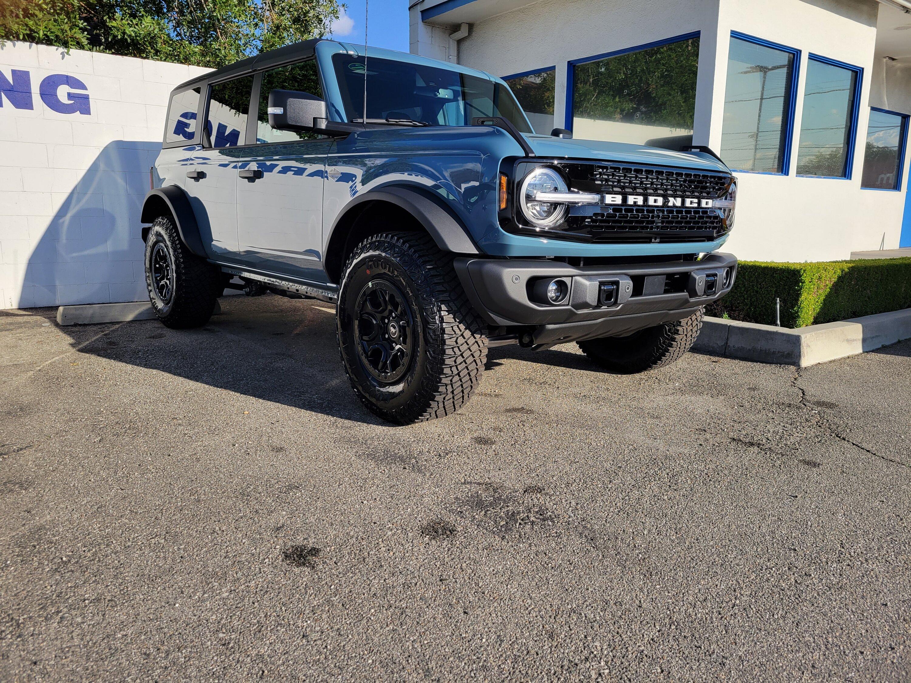 Ford Bronco Free- '22 Wildtrak bumpers 20221207_143817